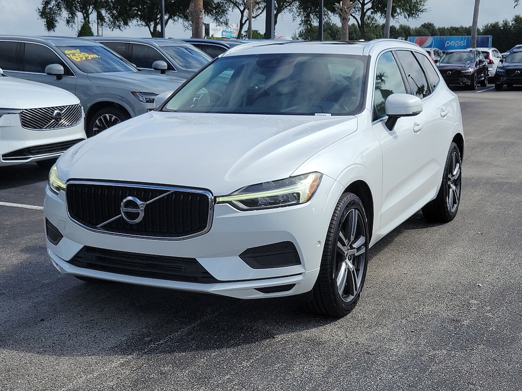 Used 2018 Volvo XC60 T5 Momentum SUV