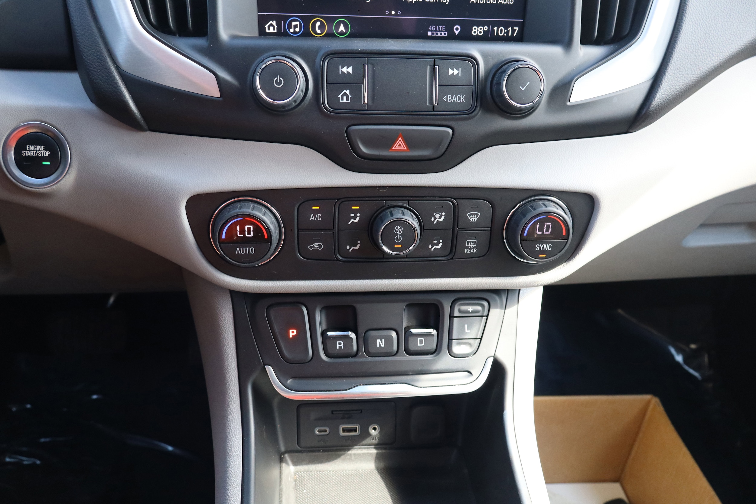 2020 GMC Terrain SLT - Photo 24