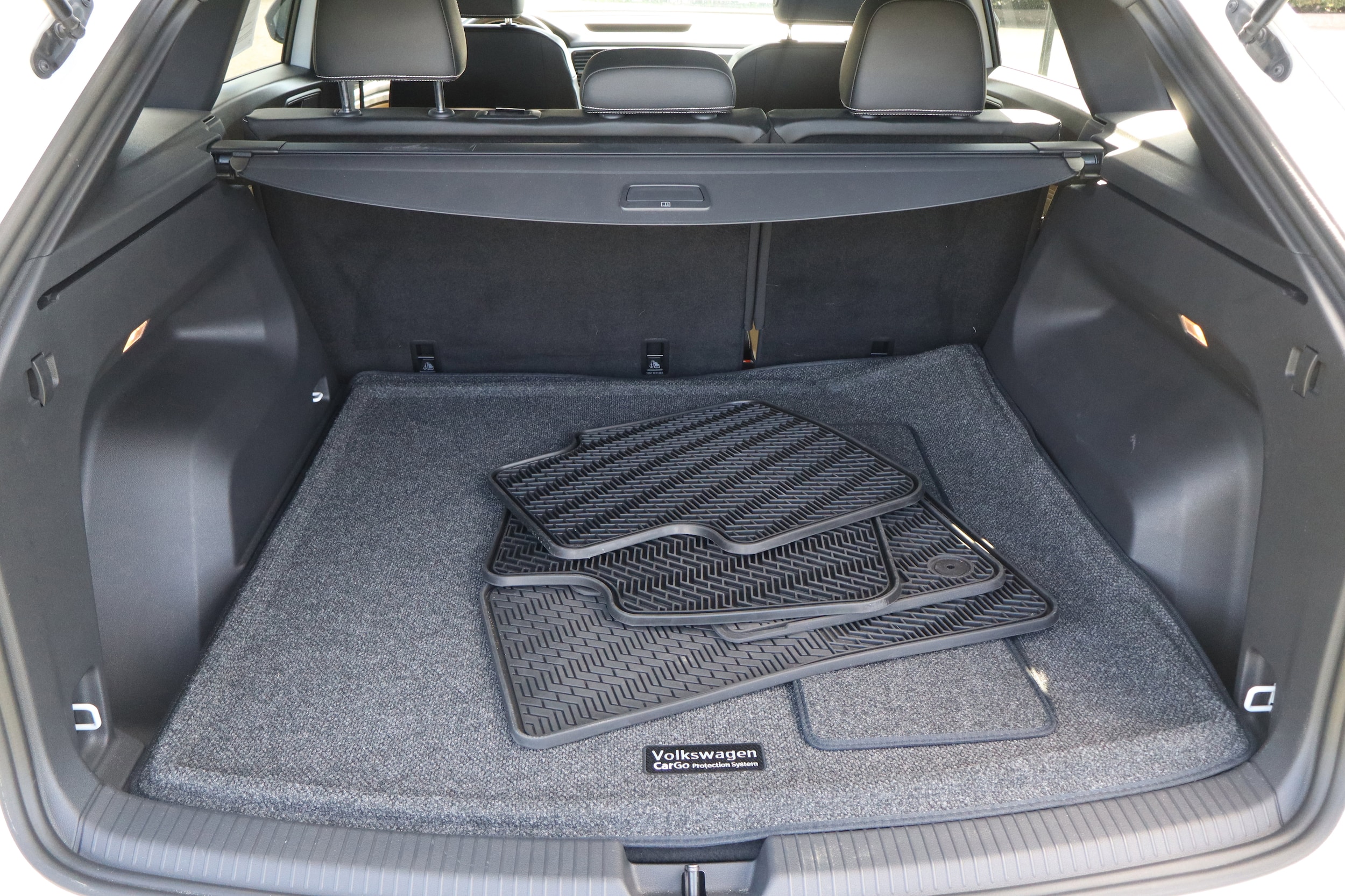 2022 Volkswagen Atlas Cross Sport SE w/Tech - Photo 8