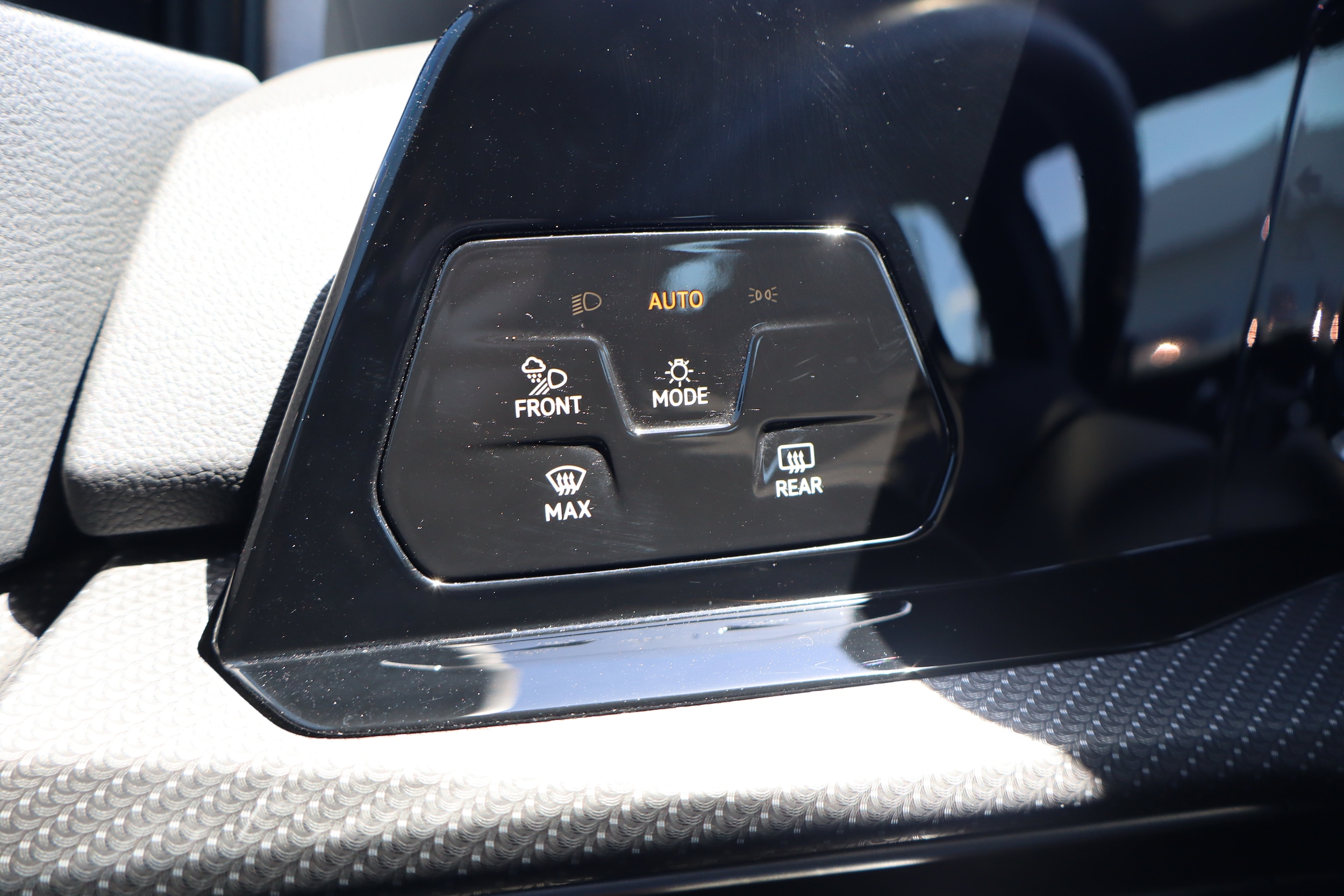 2024 Volkswagen Golf R R - Photo 12