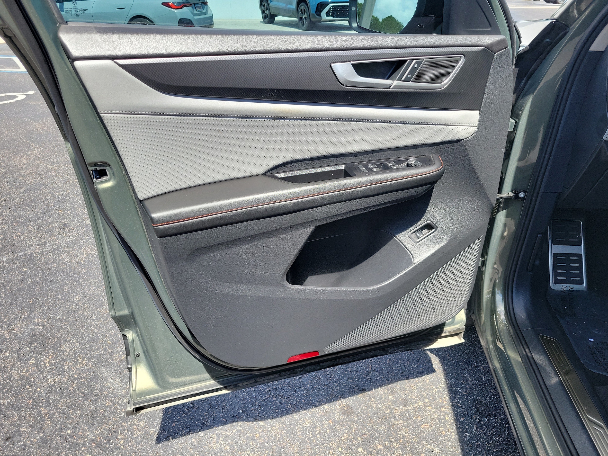 2024 Volkswagen Atlas Atlas Peak Edition - Photo 16