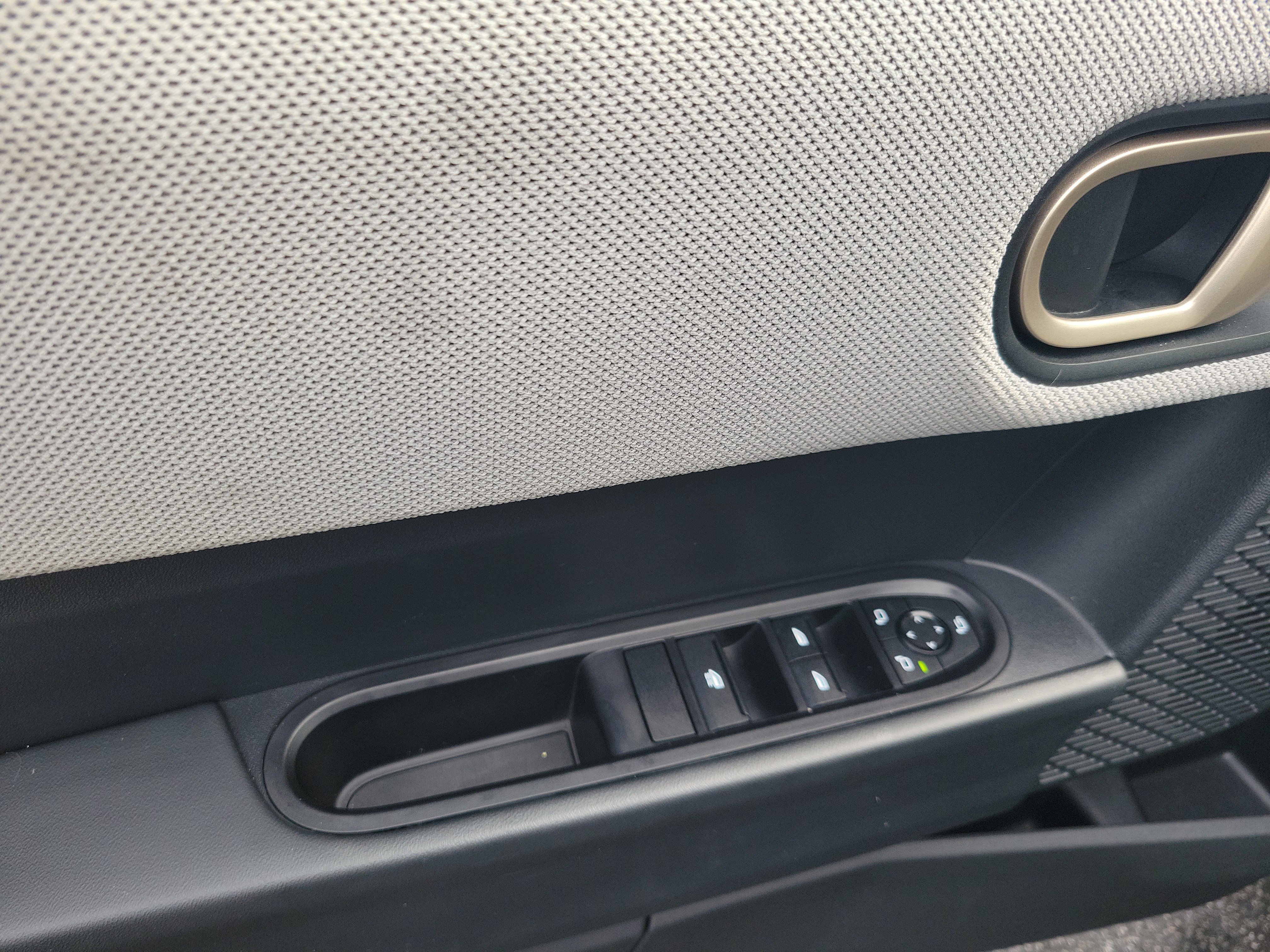 2025 MINI Convertible Base - Photo 11