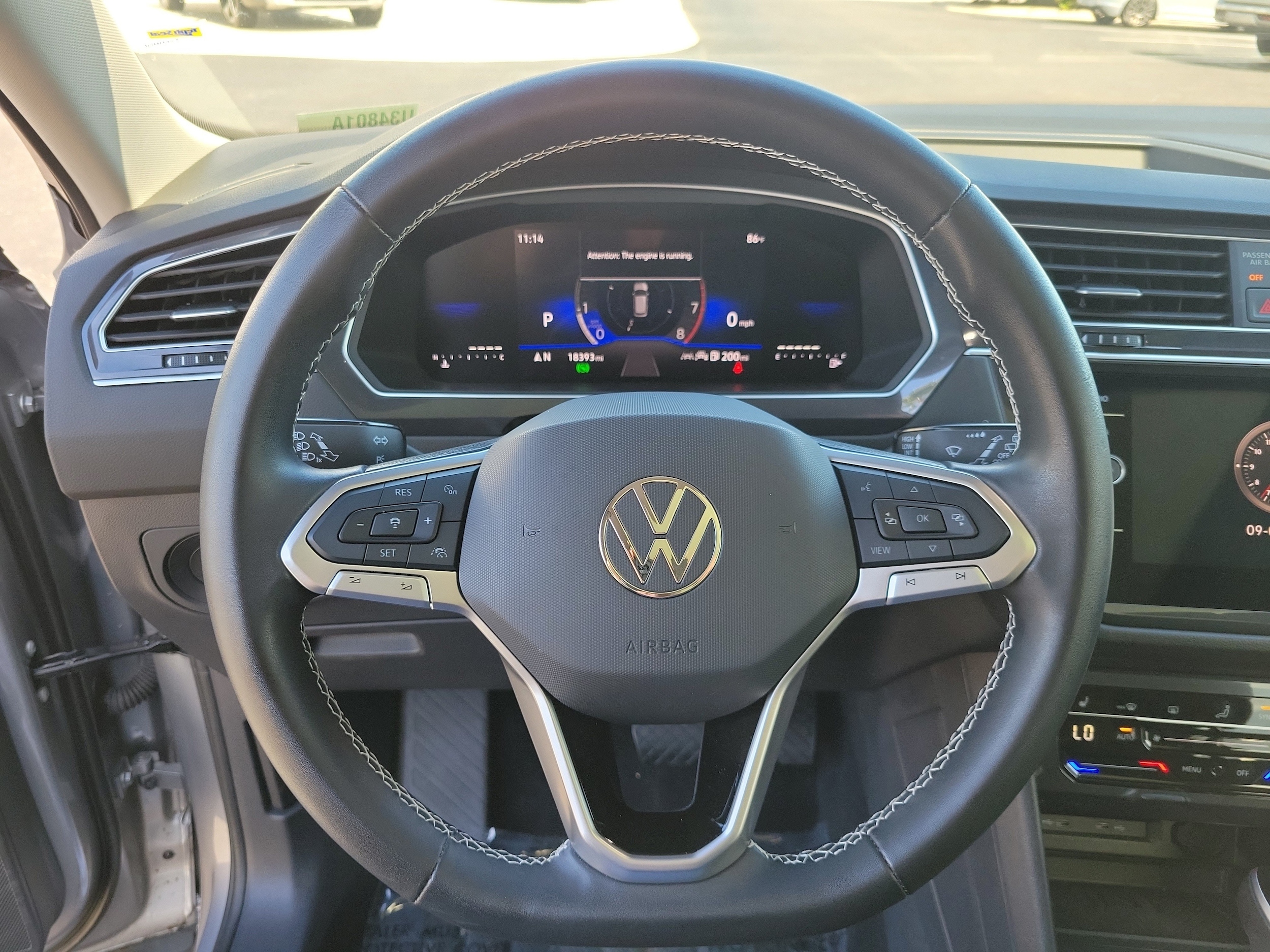 2024 Volkswagen Tiguan SE - Photo 19