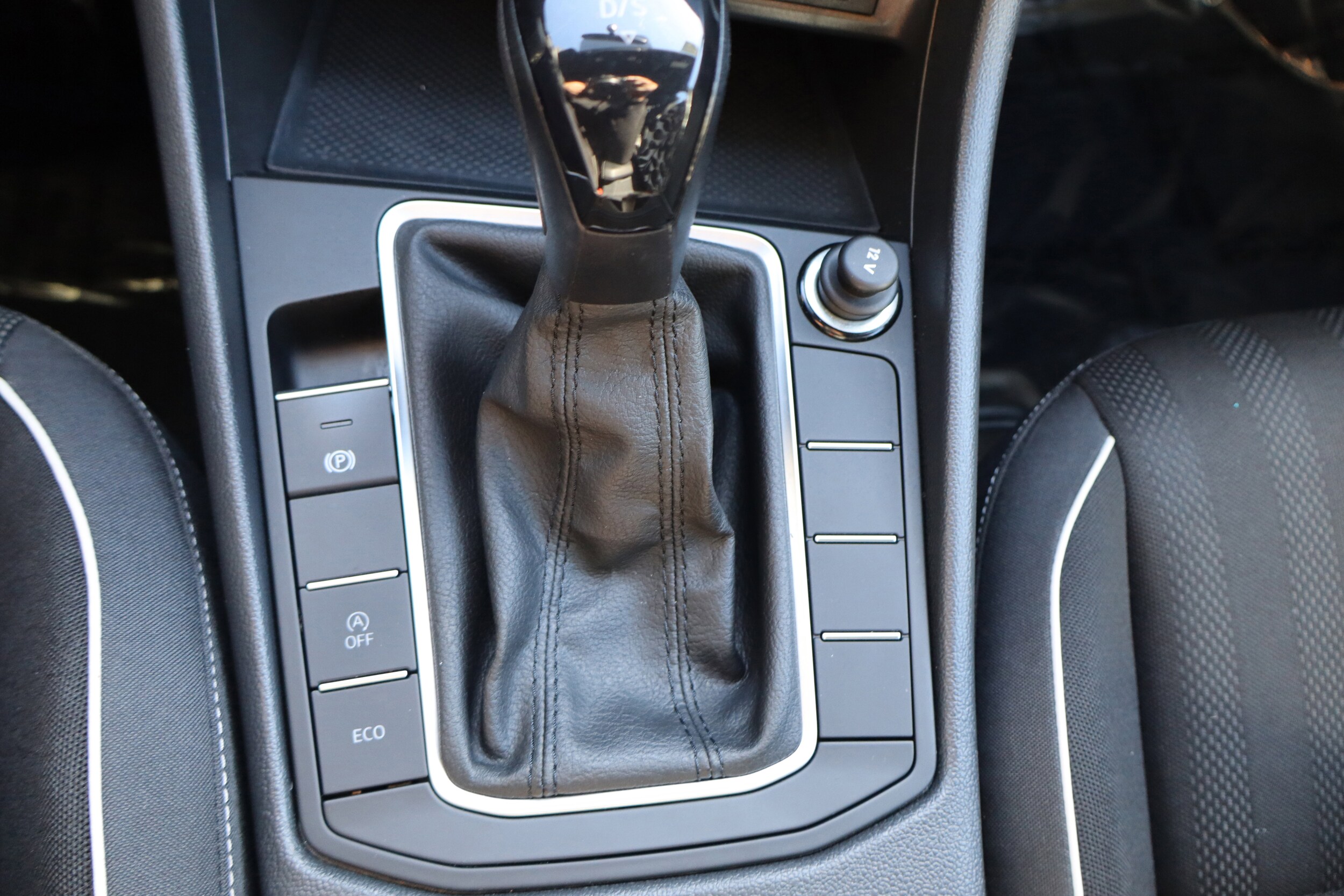 2022 Volkswagen Jetta Sport - Photo 28