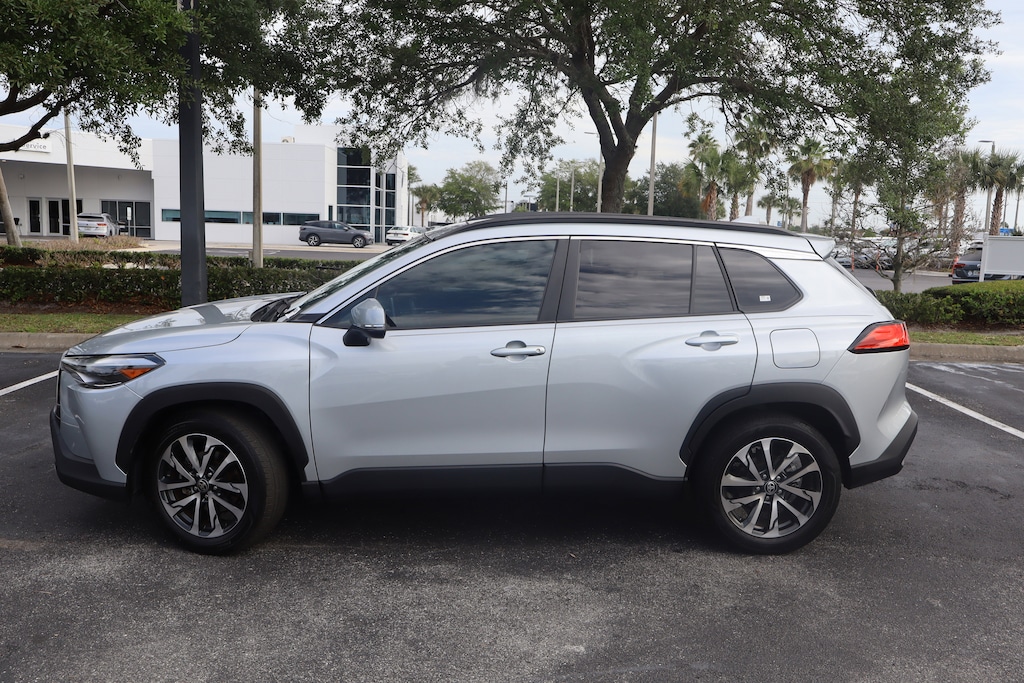 Used 2022 Toyota Corolla Cross XLE XLE 2WD