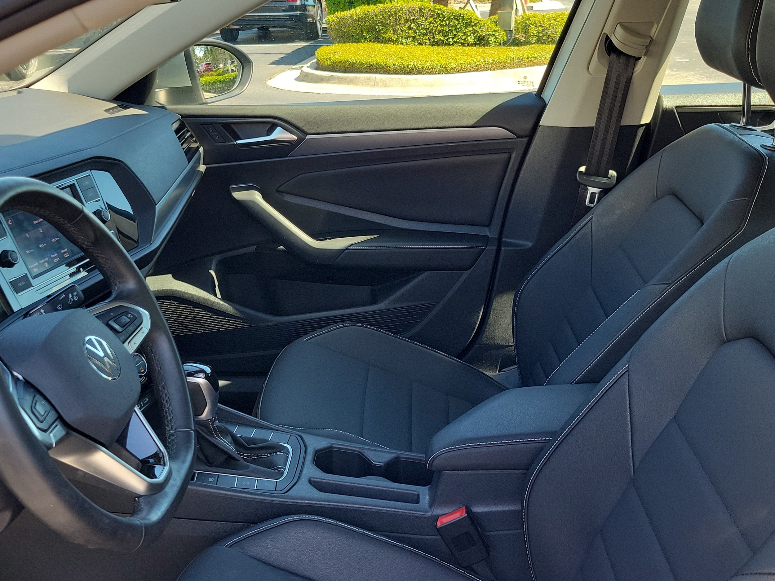 2024 Volkswagen Jetta SE - Photo 16