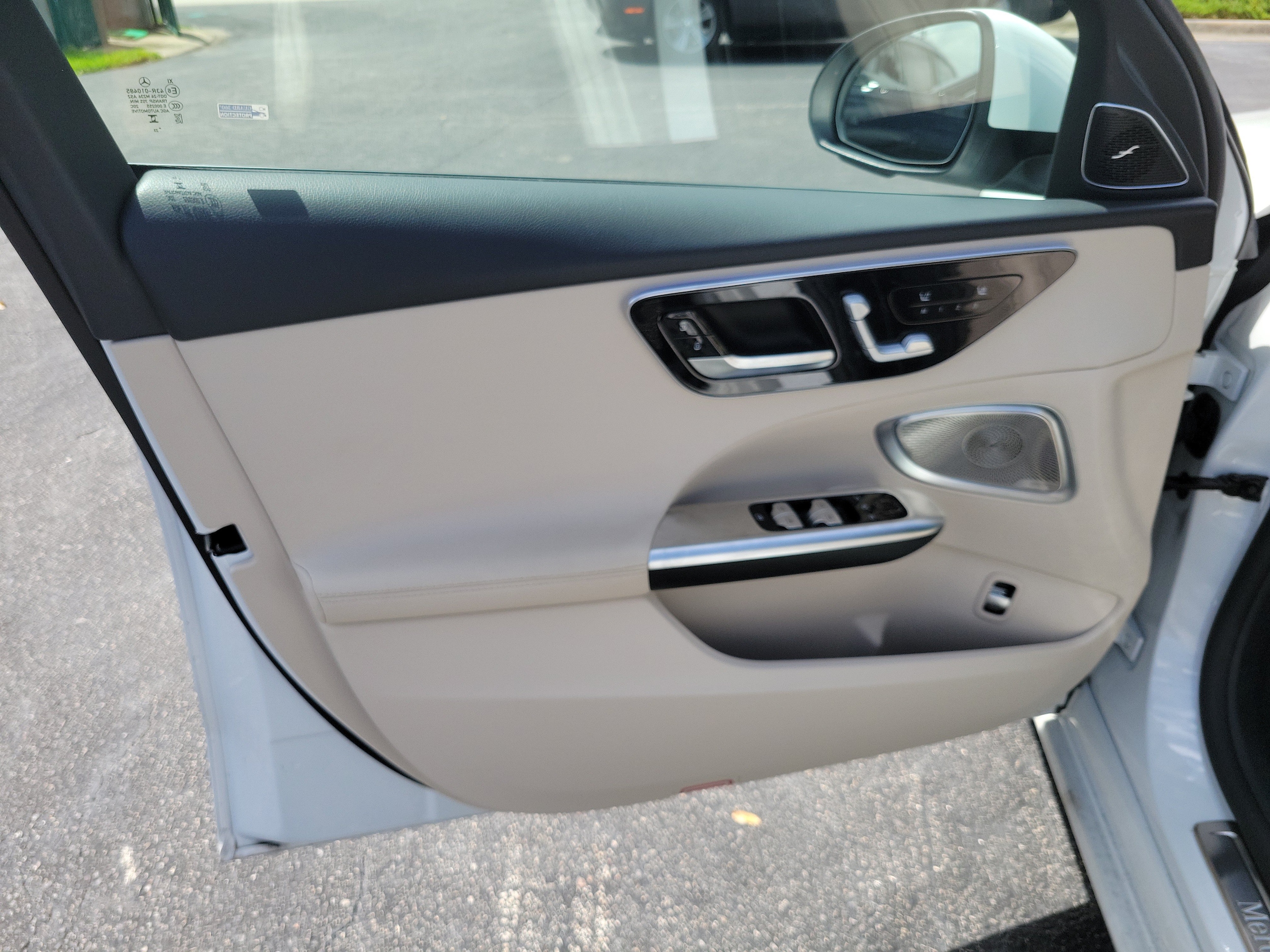 2024 Mercedes-Benz C-Class Sedan C 300 - Photo 16