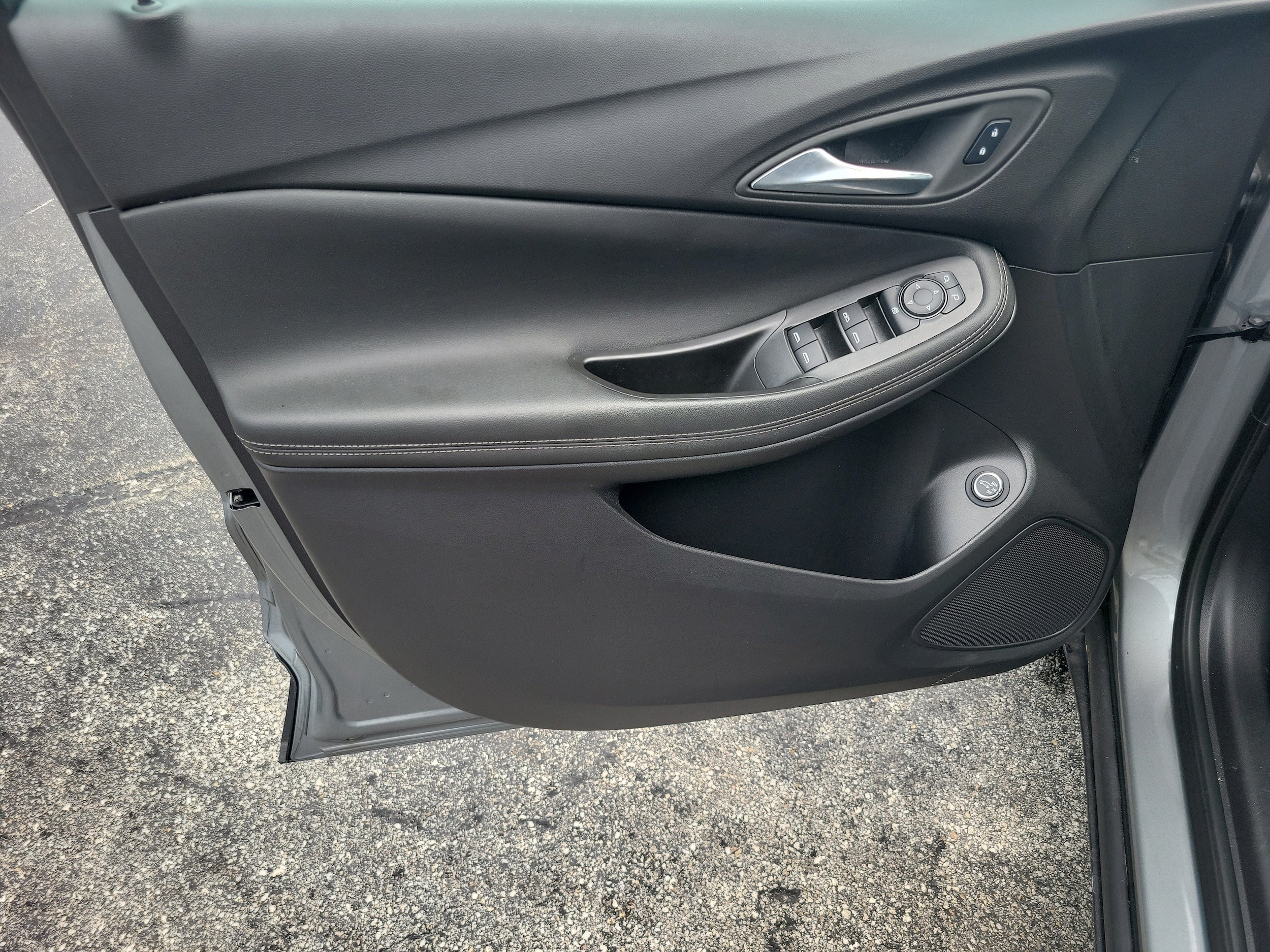 2025 Buick Encore GX Preferred - Photo 11