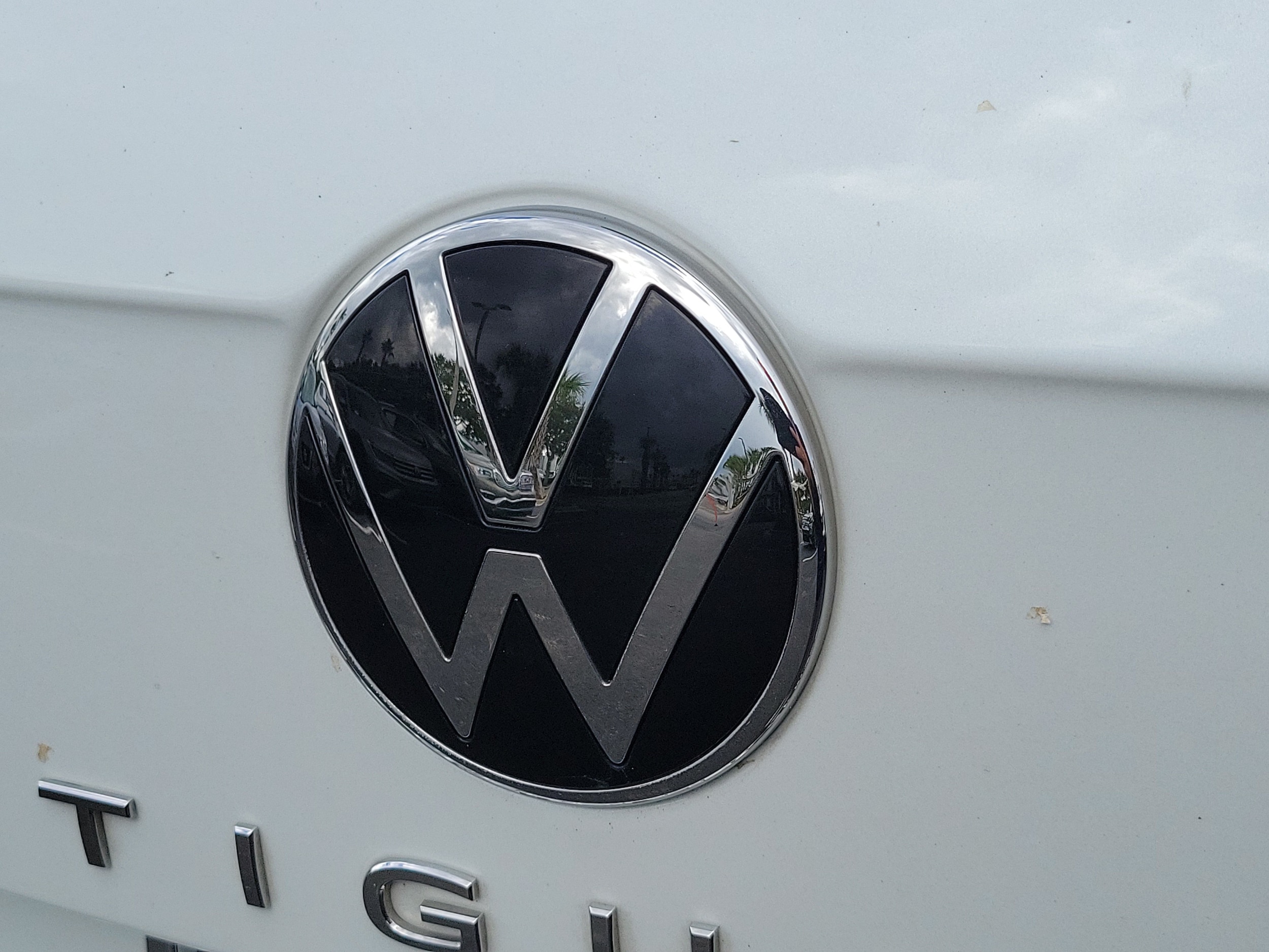 2023 Volkswagen Tiguan SE R-LINE BLACK - Photo 6