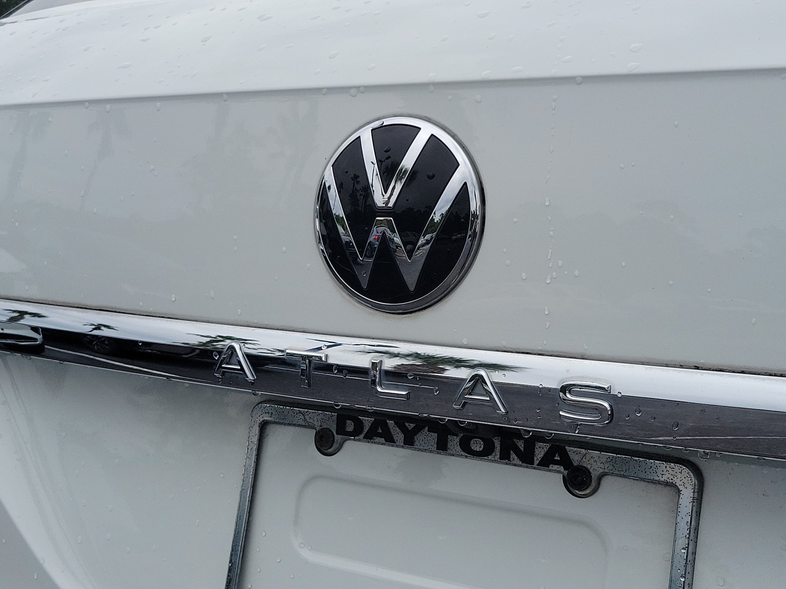 2022 Volkswagen Atlas Cross Sport SE w/Tech - Photo 6