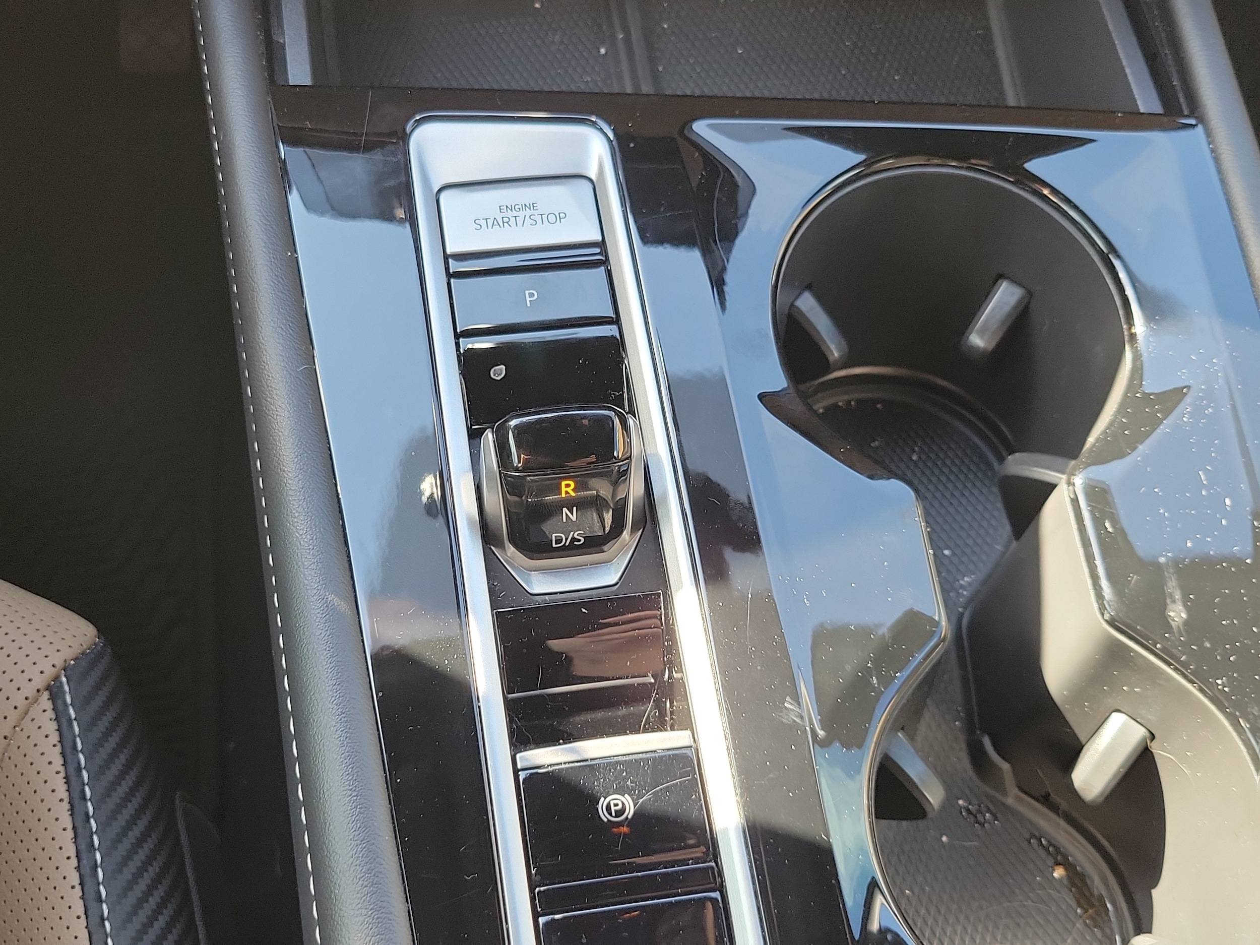 2024 Volkswagen Atlas Cross Sport SE w/Tech - Photo 26