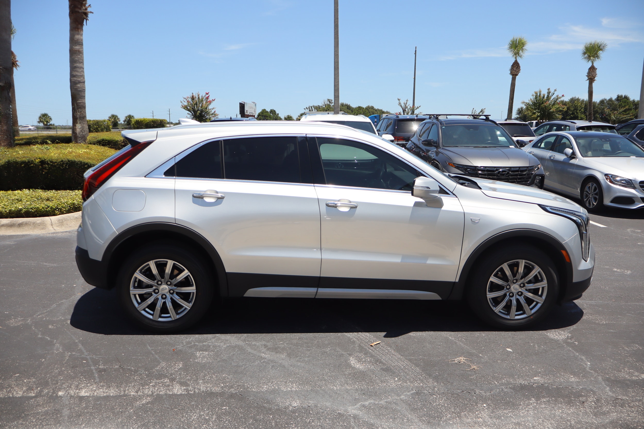 2022 Cadillac XT4 Premium Luxury - Photo 8