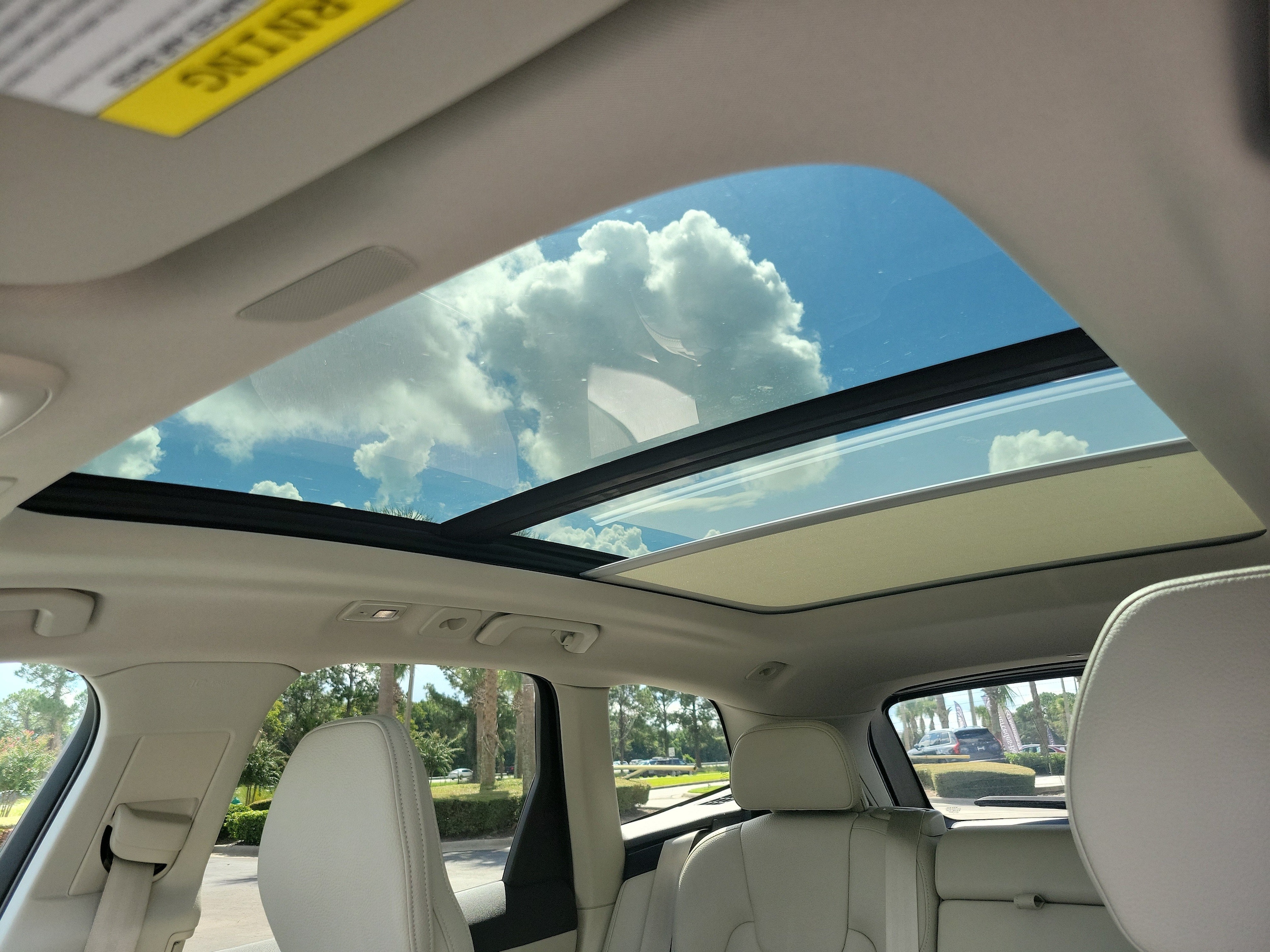 2024 Volvo XC60 Plus - Photo 10