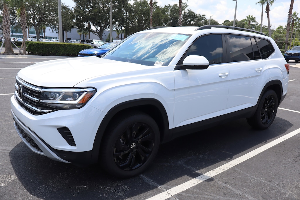 Certified 2023 Volkswagen Atlas 2.0T SE w/Technology 2.0T SE w/Technology FWD