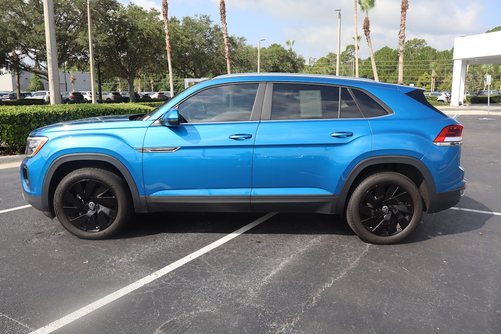 Used 2024 Volkswagen Atlas Cross Sport 2.0T SE w/Technology SUV
