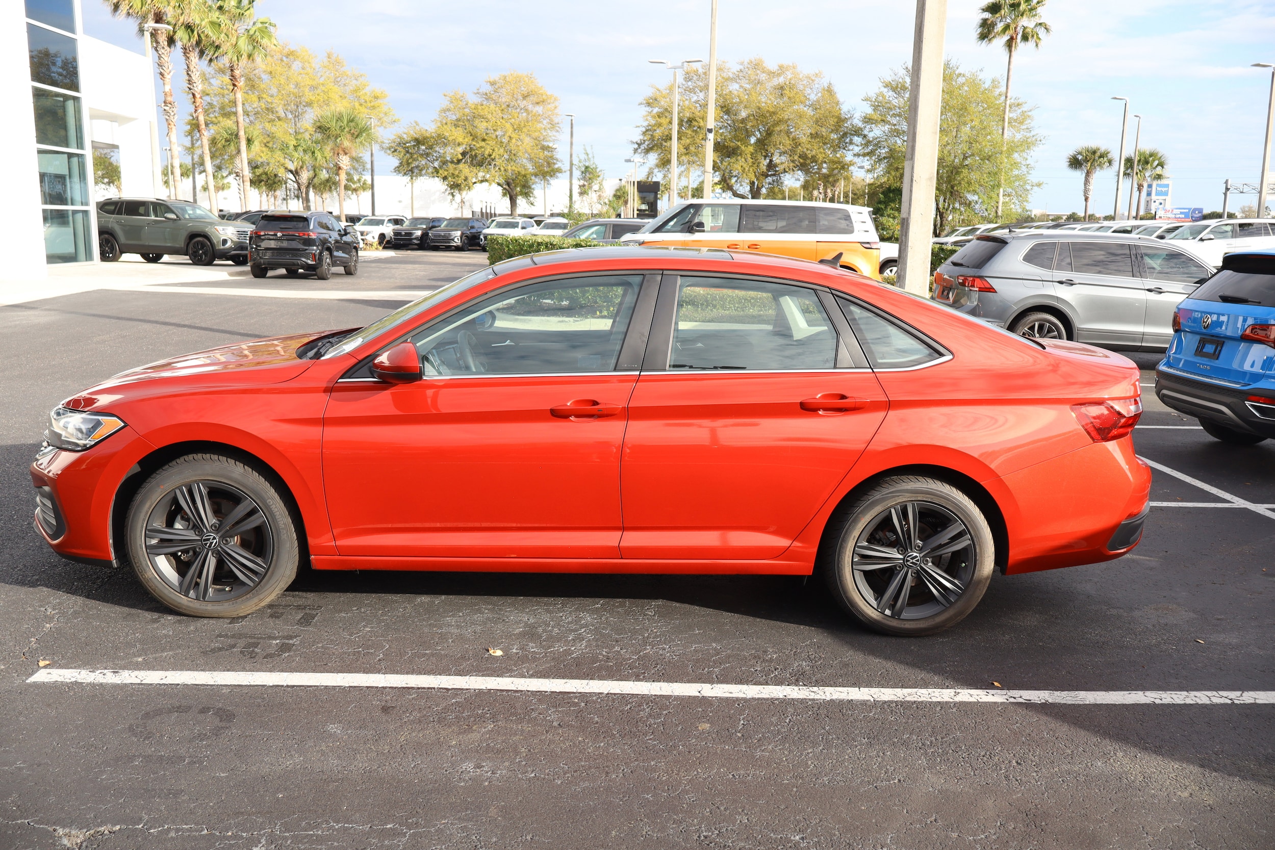 2022 Volkswagen Jetta SE - Photo 6