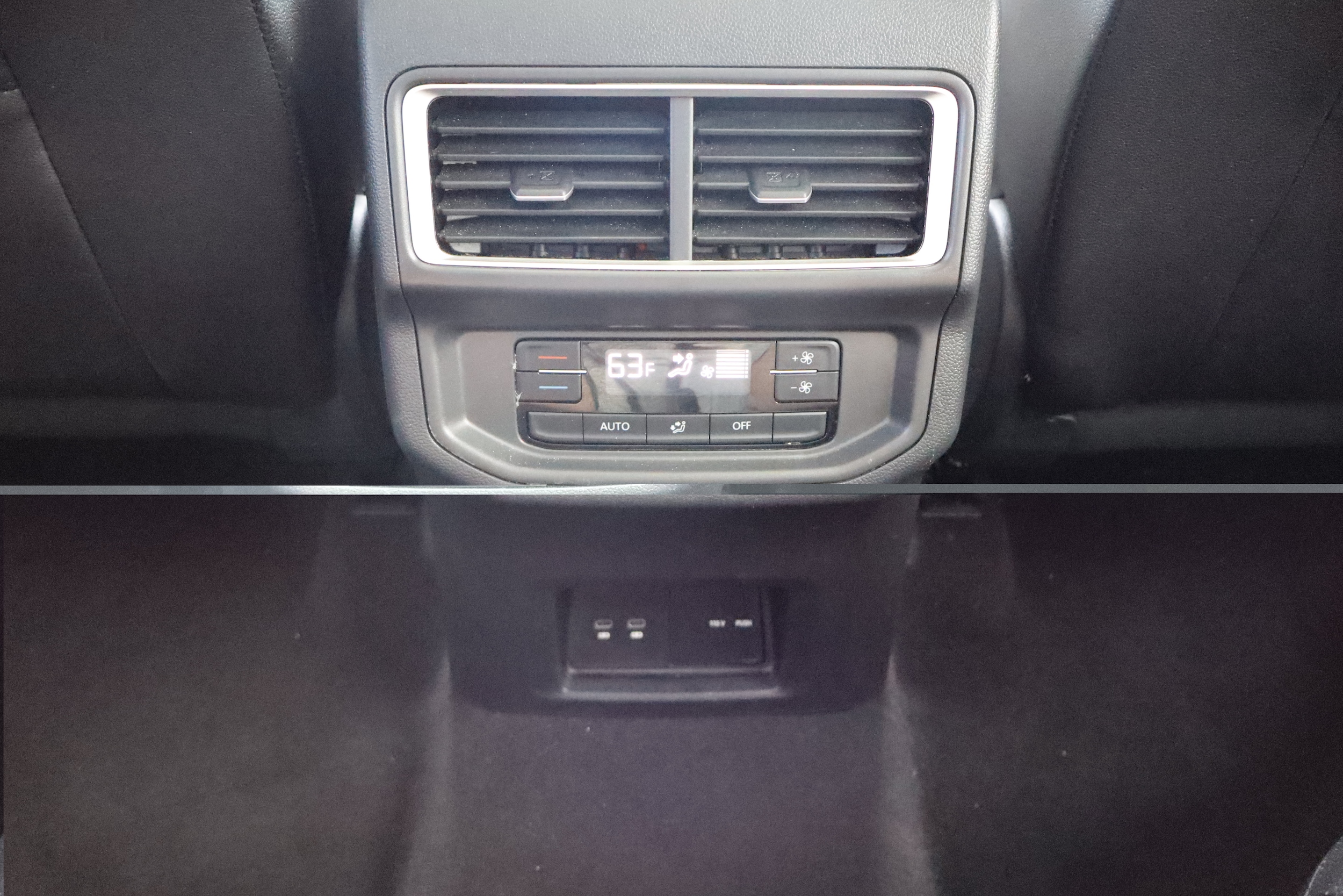 2024 Volkswagen Atlas SE w/Tech - Photo 16