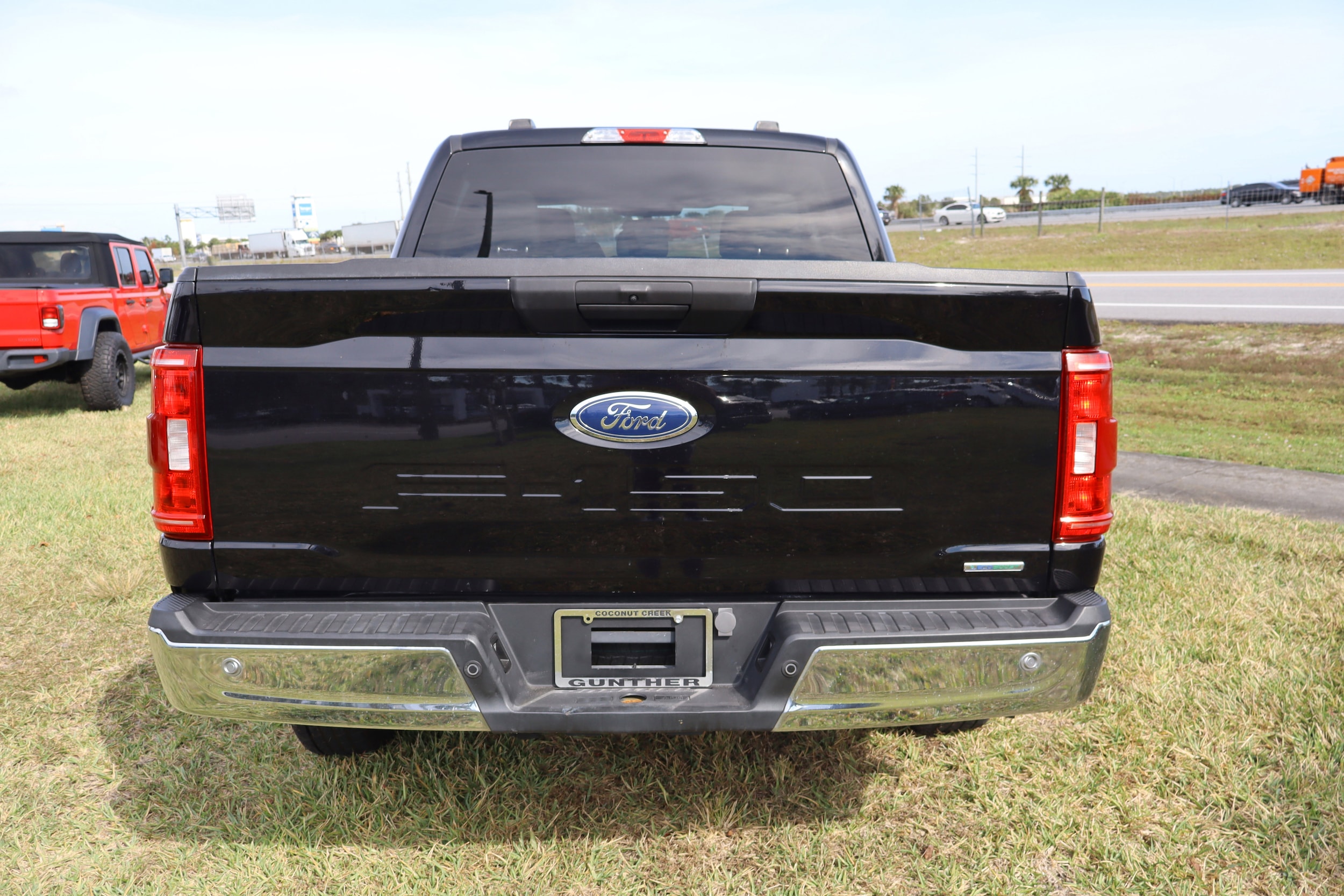 2023 Ford F-150 XLT - Photo 7