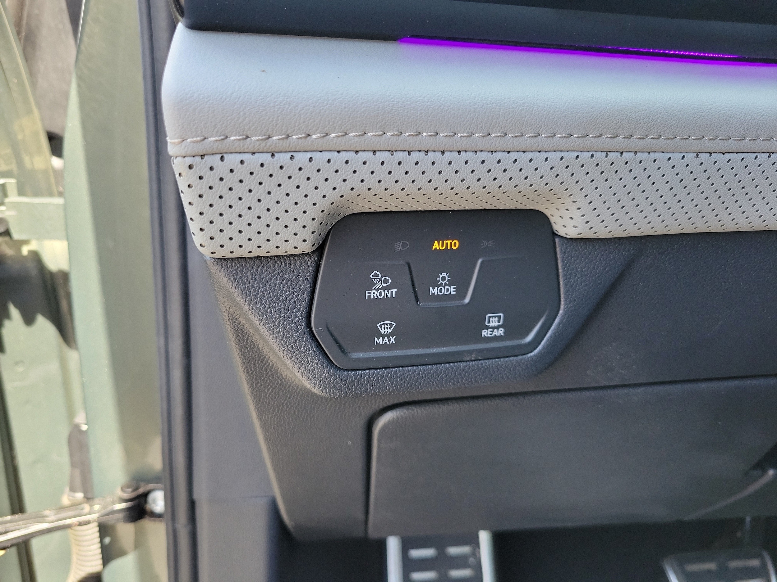 2024 Volkswagen Atlas Atlas Peak Edition - Photo 30