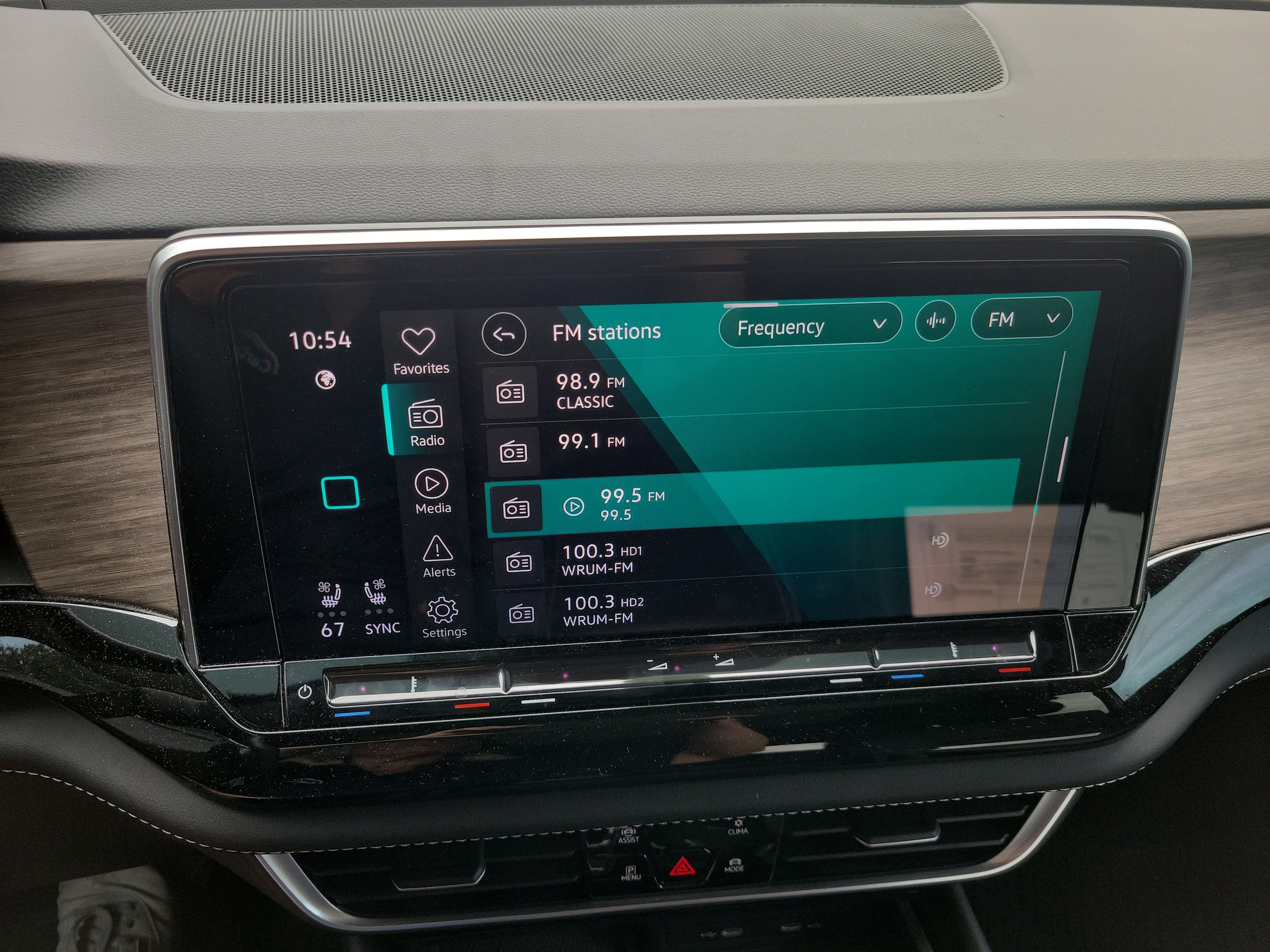 2024 Volkswagen Atlas SEL - Photo 23