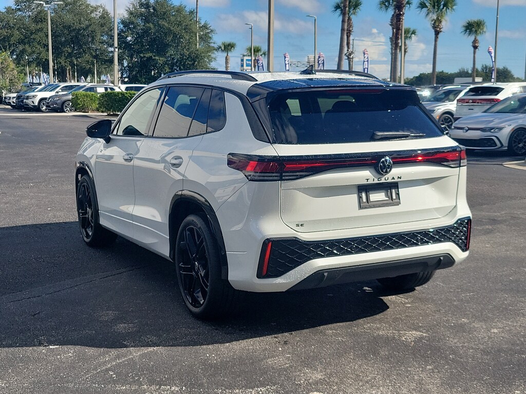 New 2026 Volkswagen Tiguan 2.0T SE R-Line Black SUV