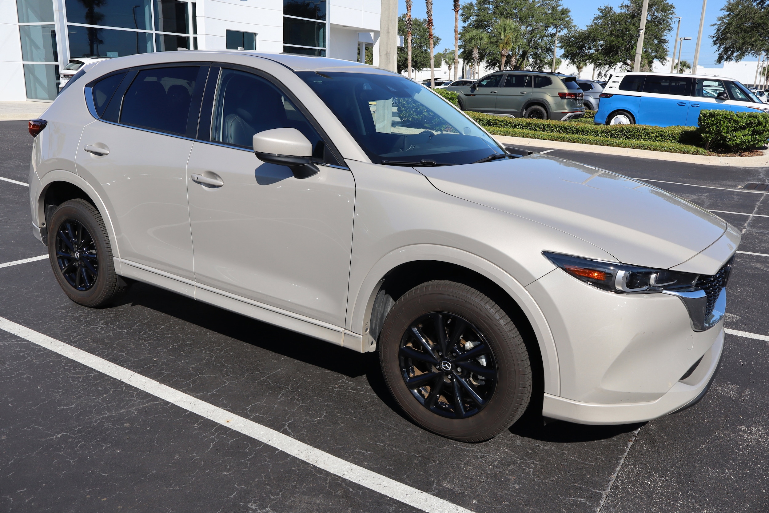 2025 Mazda CX-5 S Select Package's photo