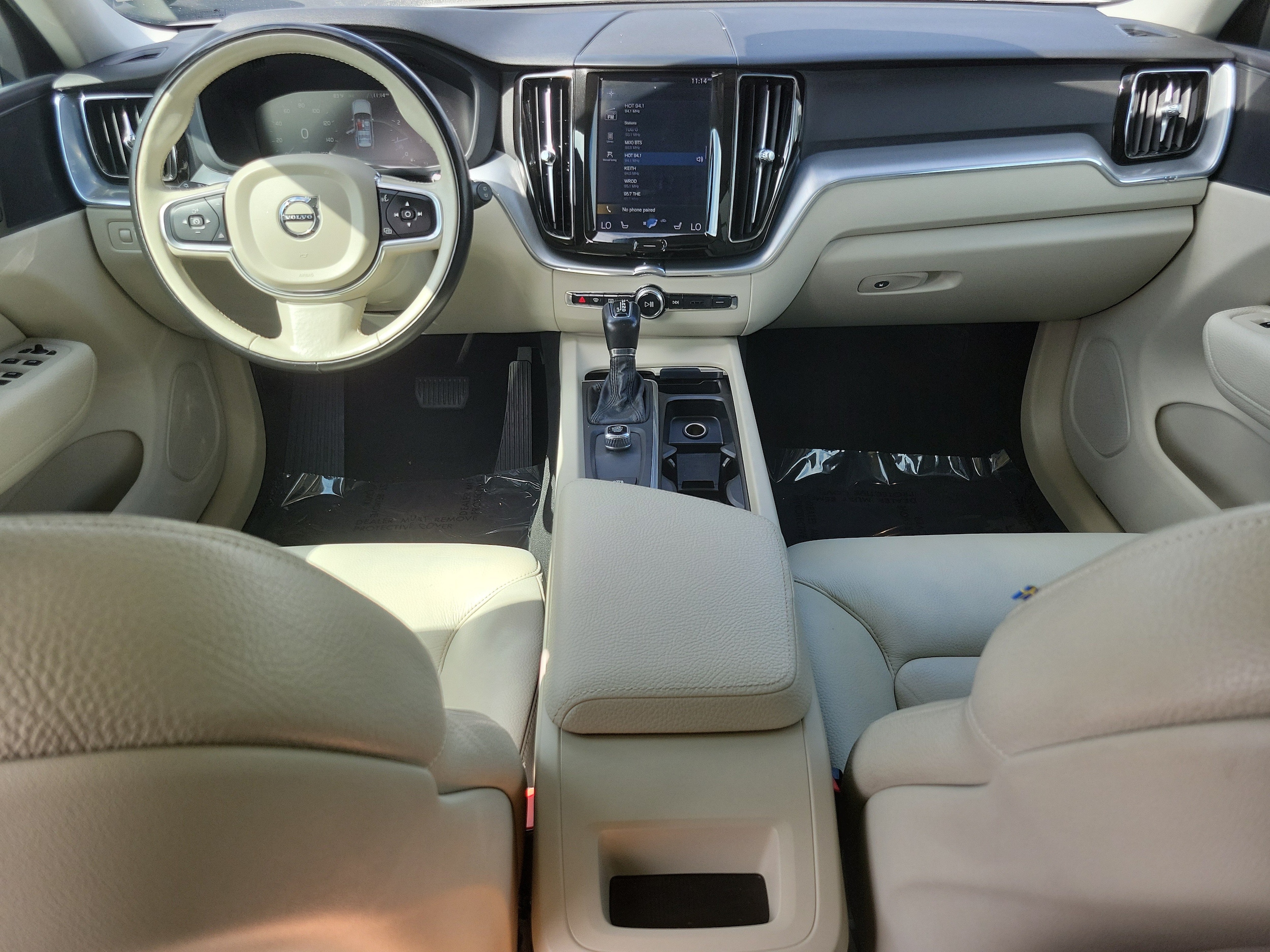 2018 Volvo XC60 Momentum - Photo 10