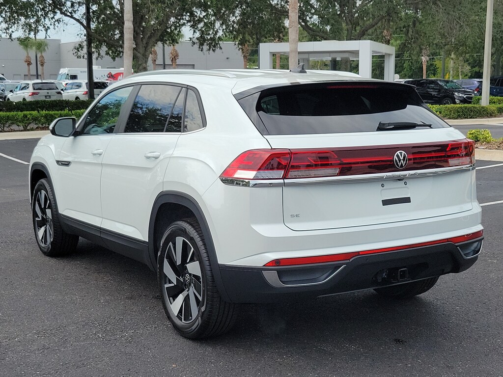 New 2026 Volkswagen Atlas Cross Sport SE w/Technology SUV