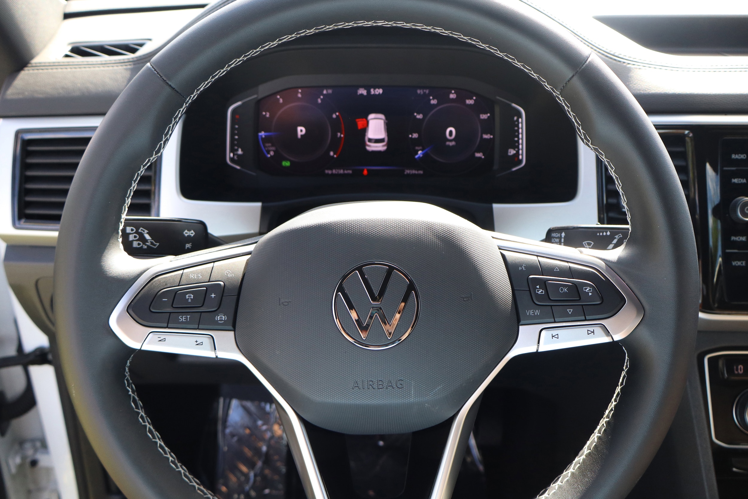 2022 Volkswagen Atlas Cross Sport SE w/Tech - Photo 16