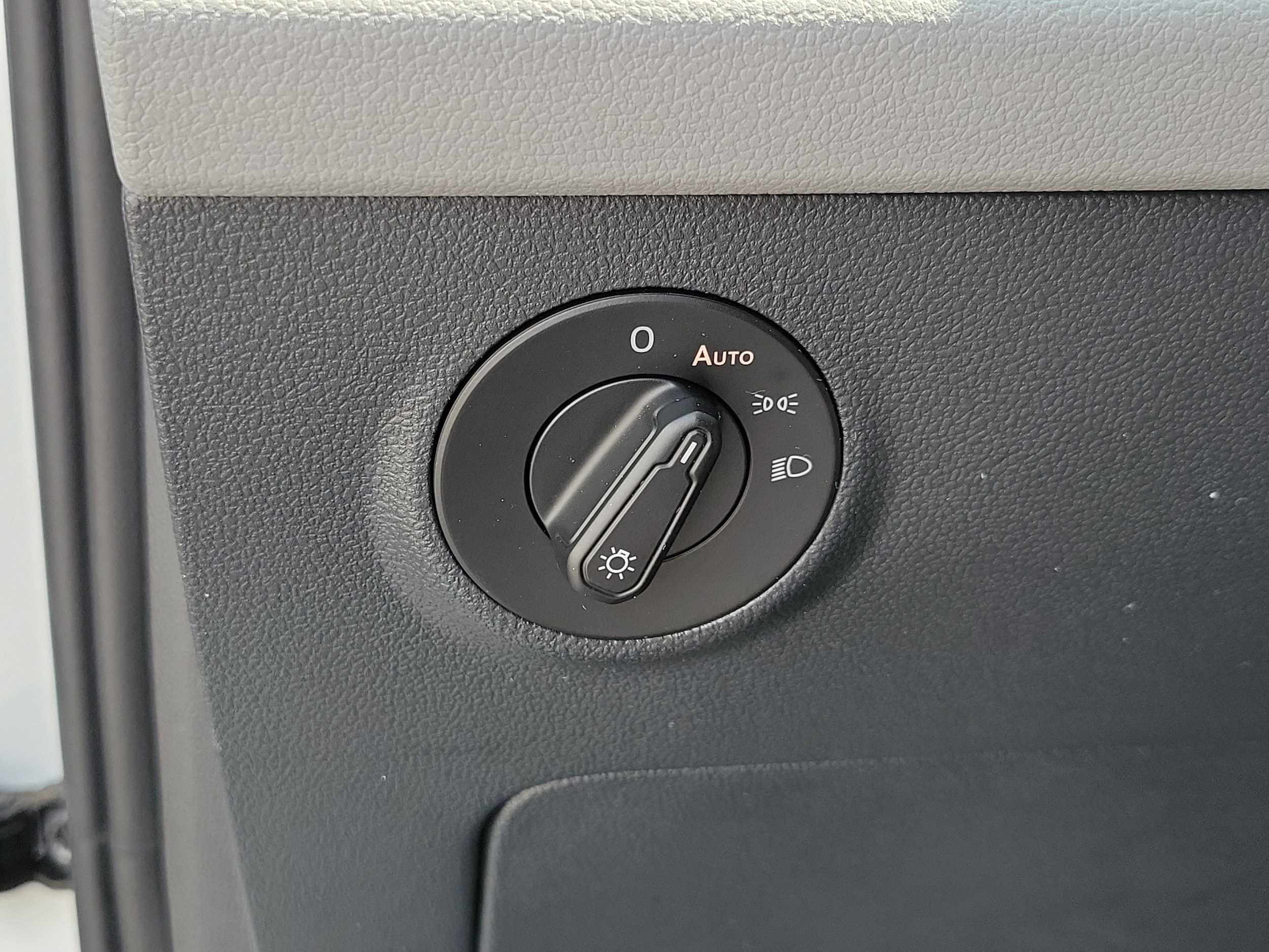 2024 Volkswagen Taos S - Photo 26