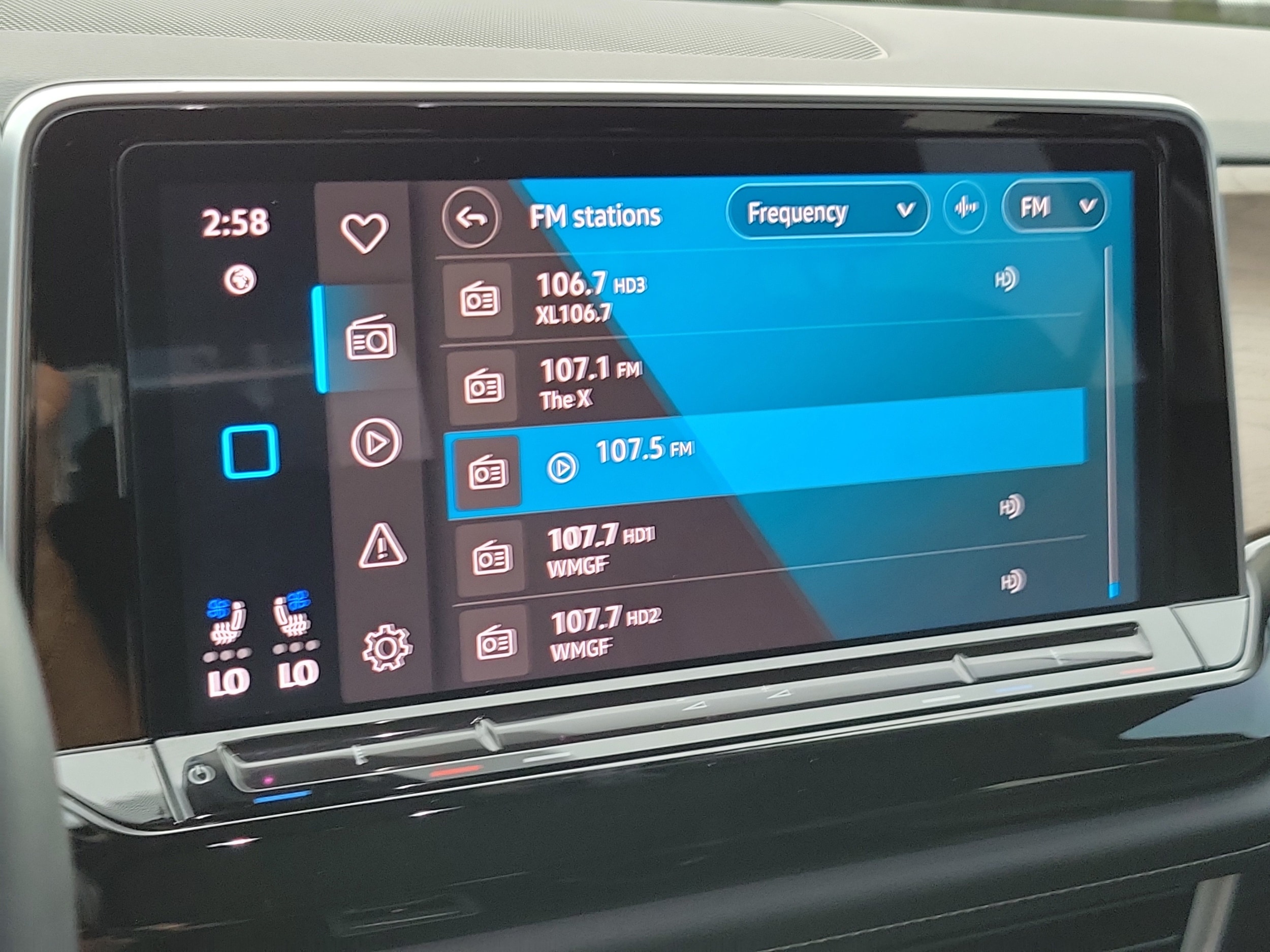 2024 Volkswagen Atlas SE w/Tech - Photo 21