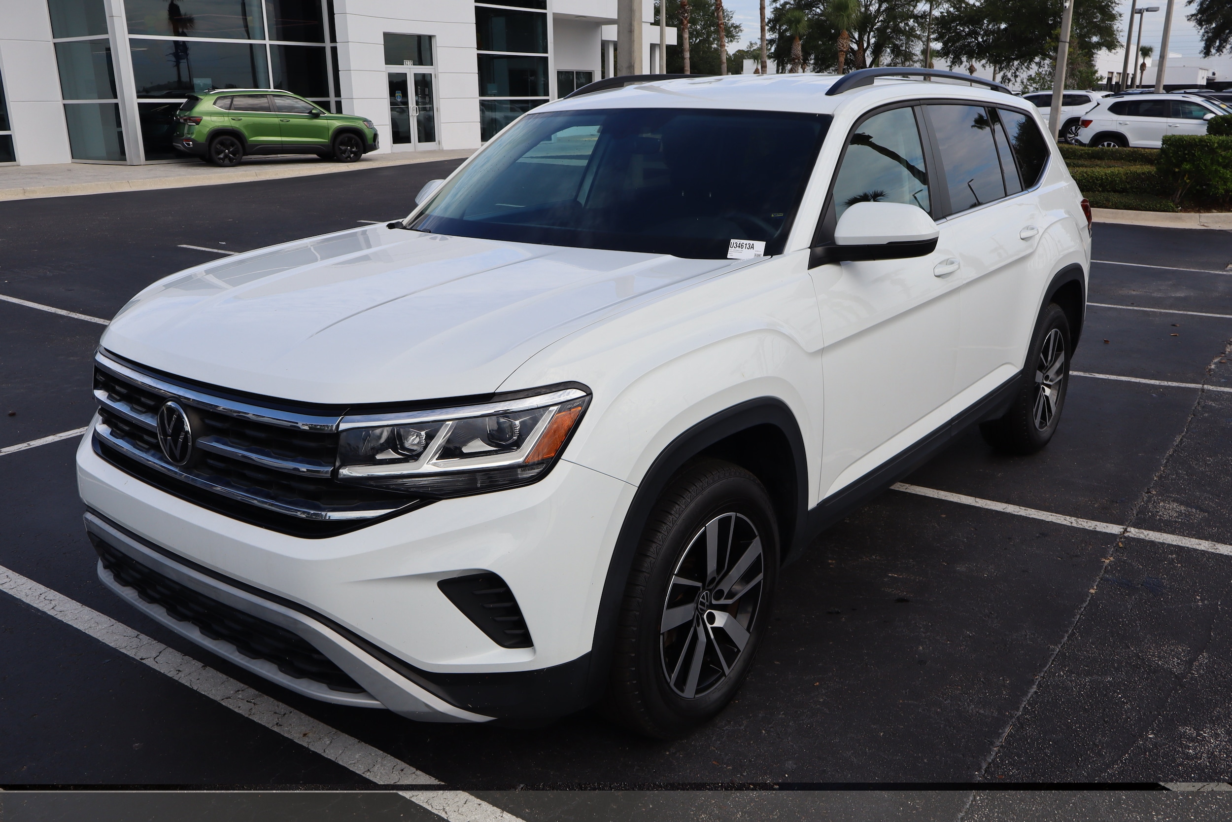 2023 Volkswagen Atlas SE - Photo 5