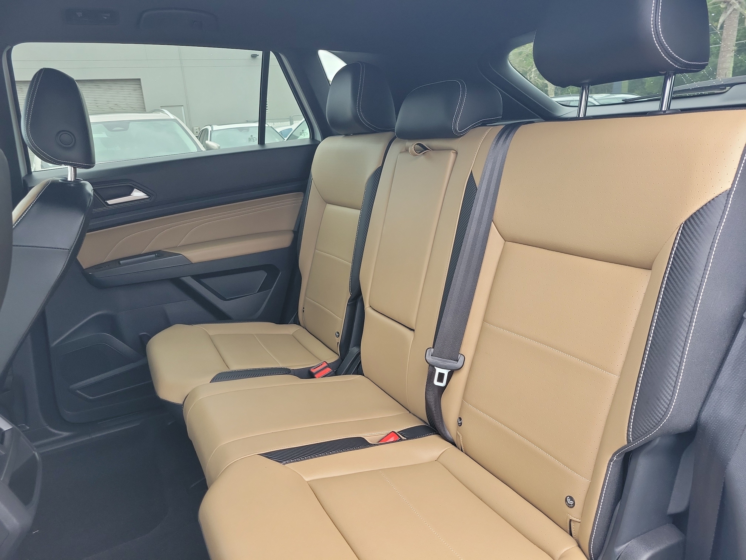 2022 Volkswagen Atlas Cross Sport SE w/Tech - Photo 8