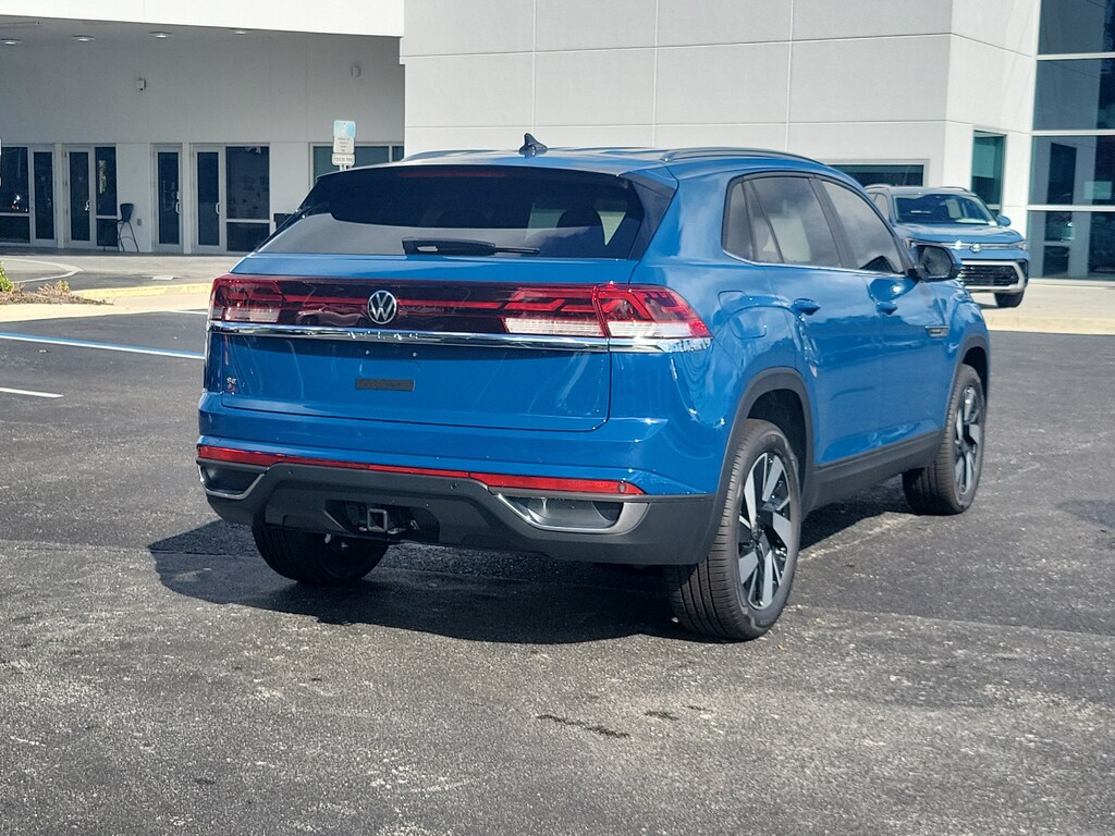 New 2026 Volkswagen Atlas Cross Sport SE w/Technology SUV