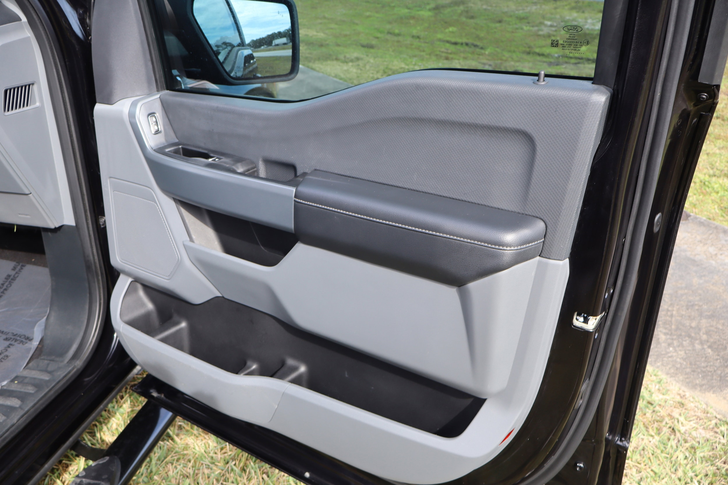 2023 Ford F-150 XLT - Photo 19