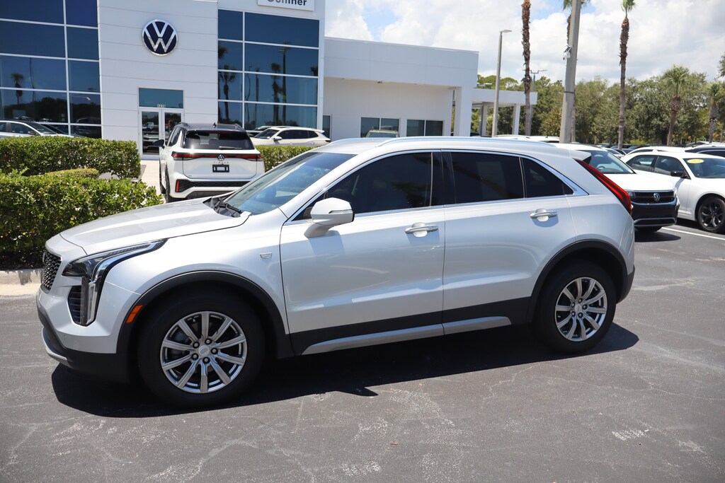 Used 2022 Cadillac XT4 Premium Luxury SUV