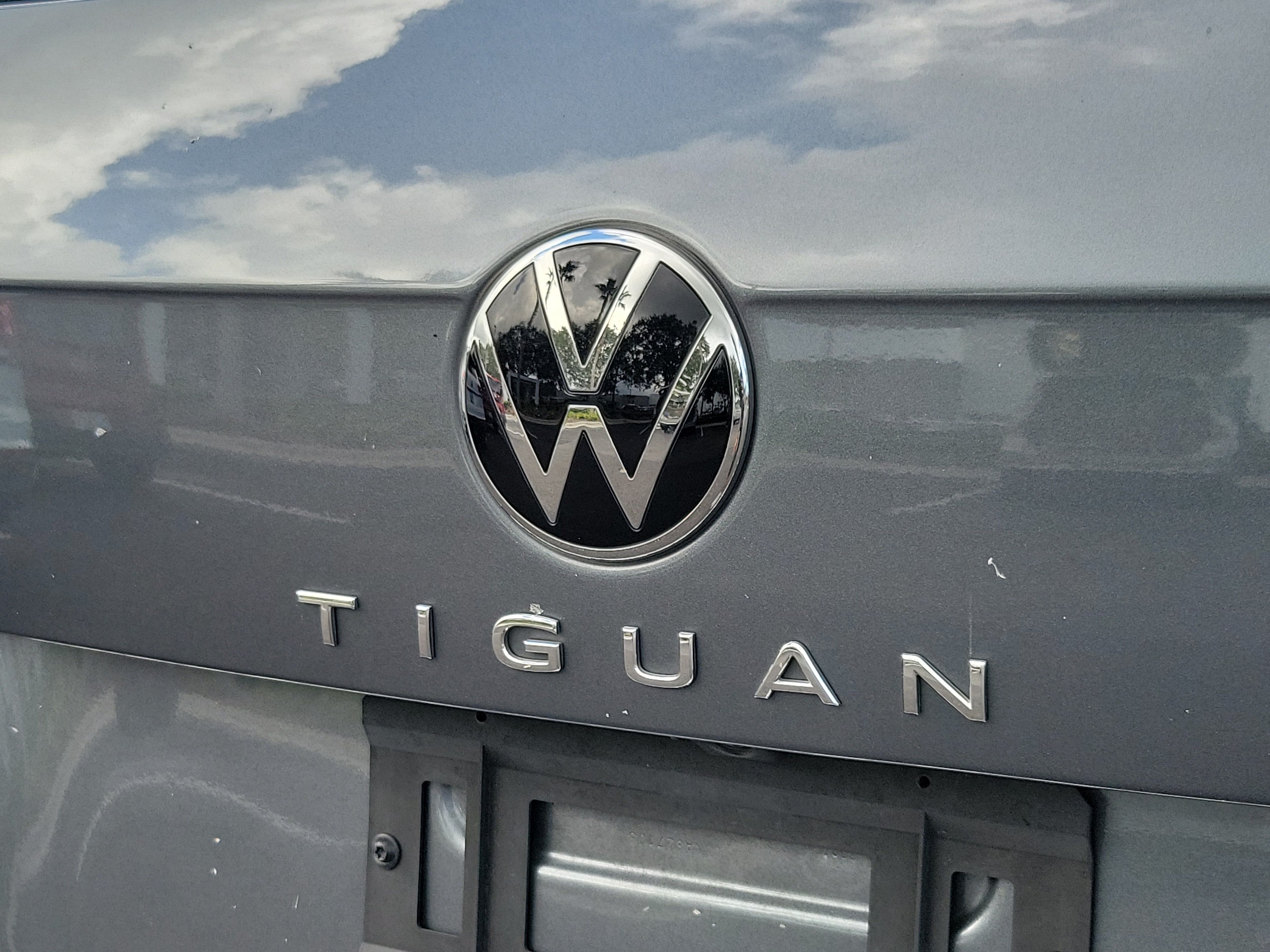 2024 Volkswagen Tiguan SE - Photo 6