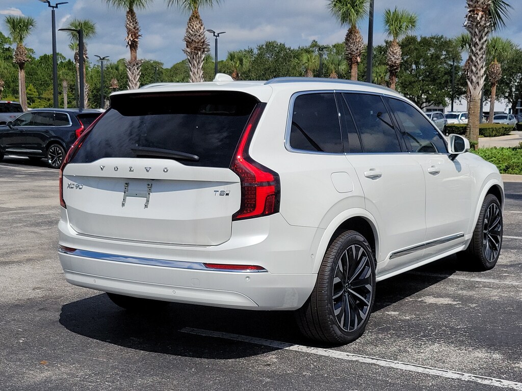 New 2026 Volvo XC90 Plug-In Hybrid T8 Plus SUV