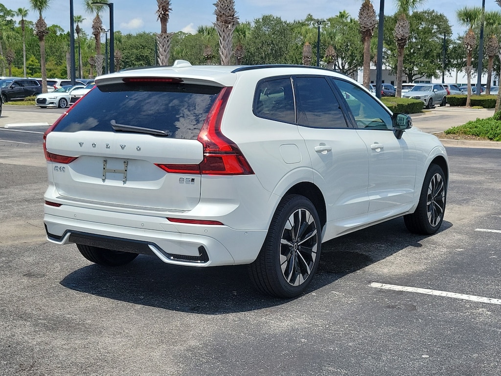 New 2026 Volvo XC60 B5 Plus SUV
