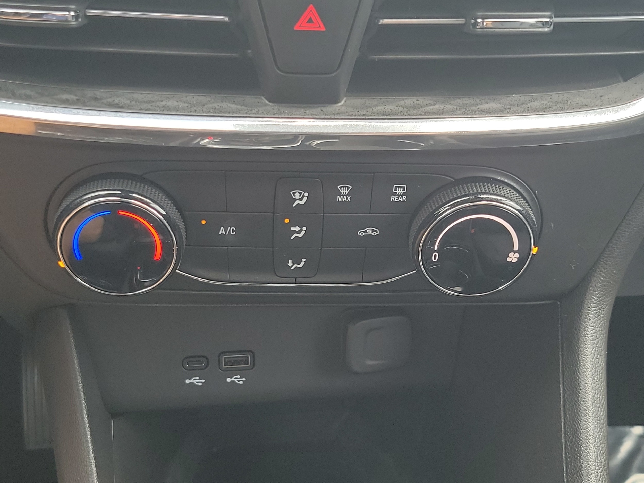 2025 Buick Encore GX Preferred - Photo 22