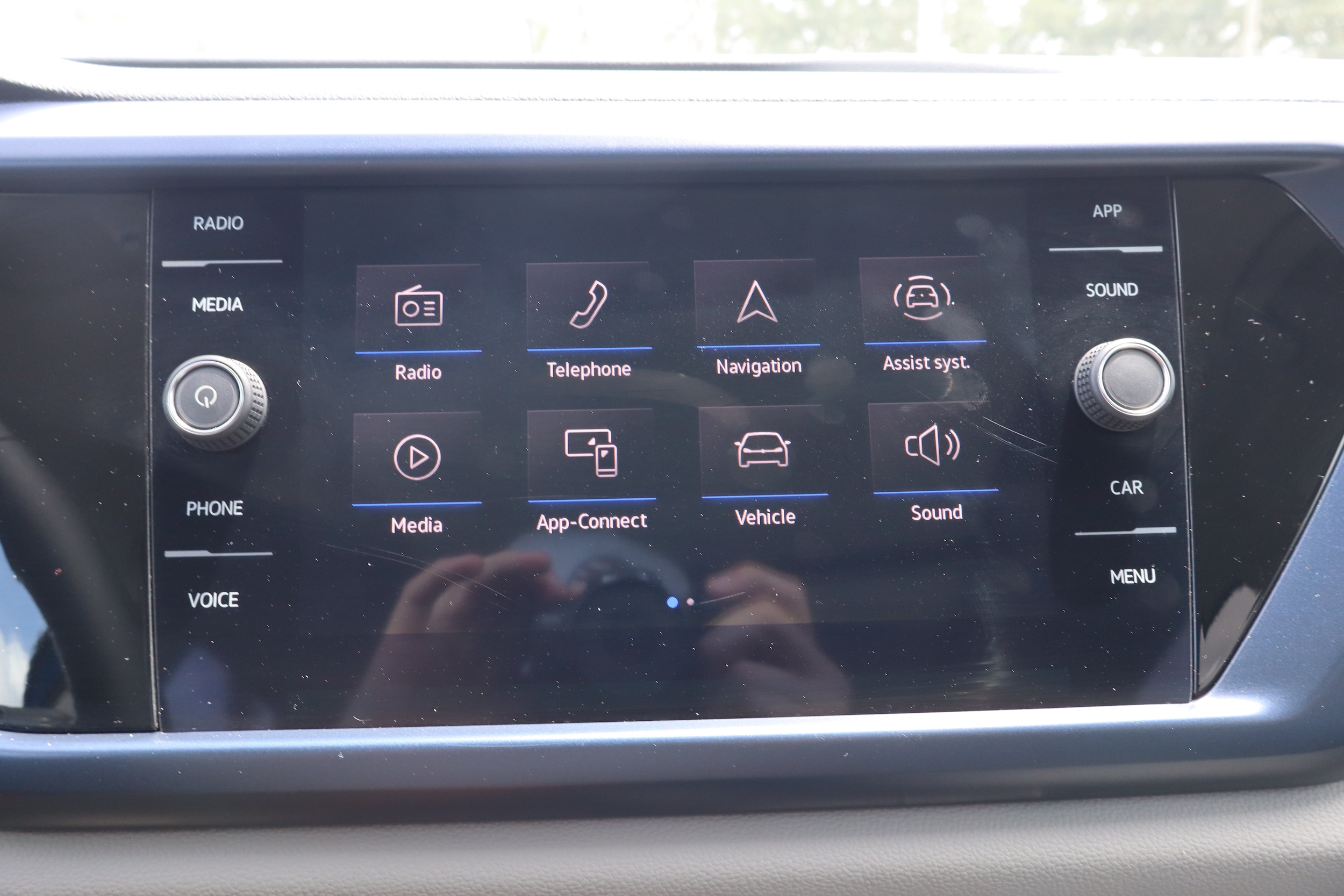 2023 Volkswagen Taos SE - Photo 25