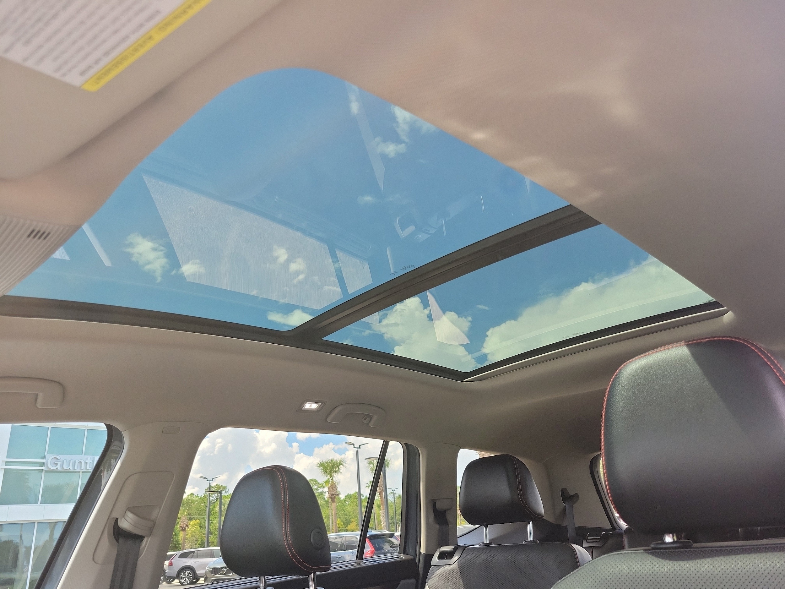2024 Volkswagen Atlas Atlas Peak Edition - Photo 11