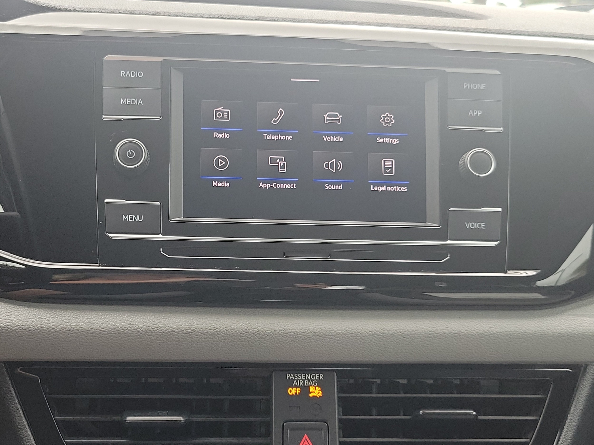 2024 Volkswagen Taos S - Photo 20