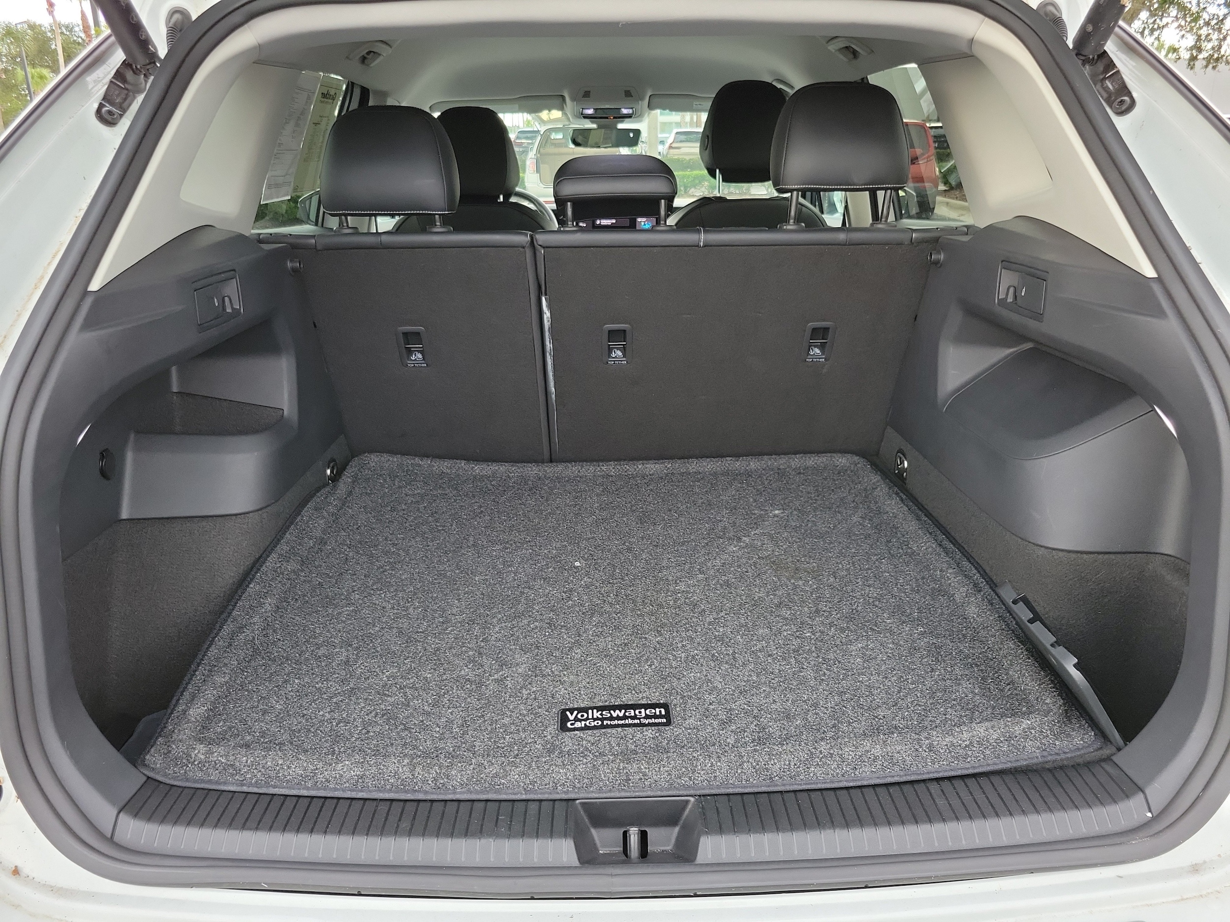 2025 Volkswagen Tiguan SE - Photo 7