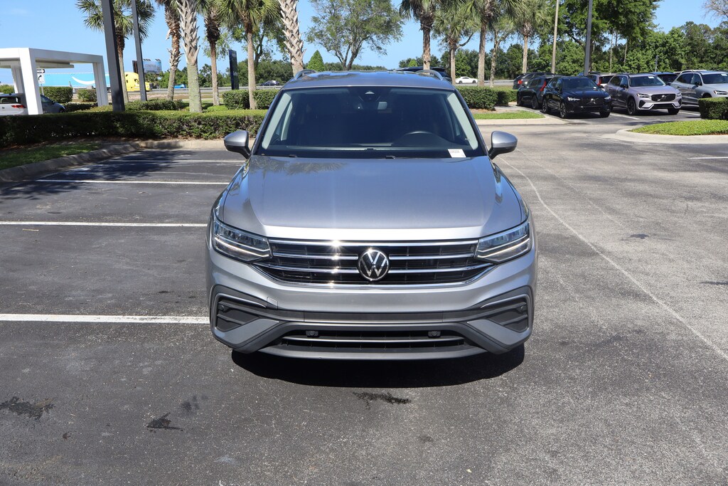 Certified 2023 Volkswagen Tiguan SE 2.0T SE FWD