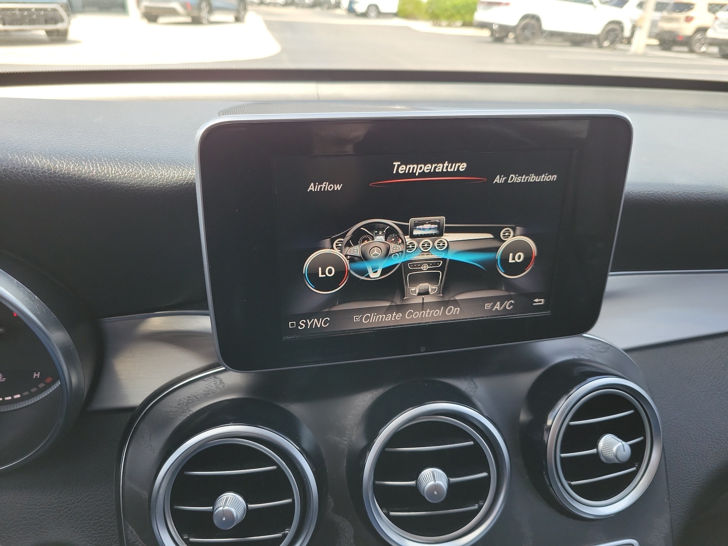 2019 Mercedes-Benz GLC GLC300 - Photo 22