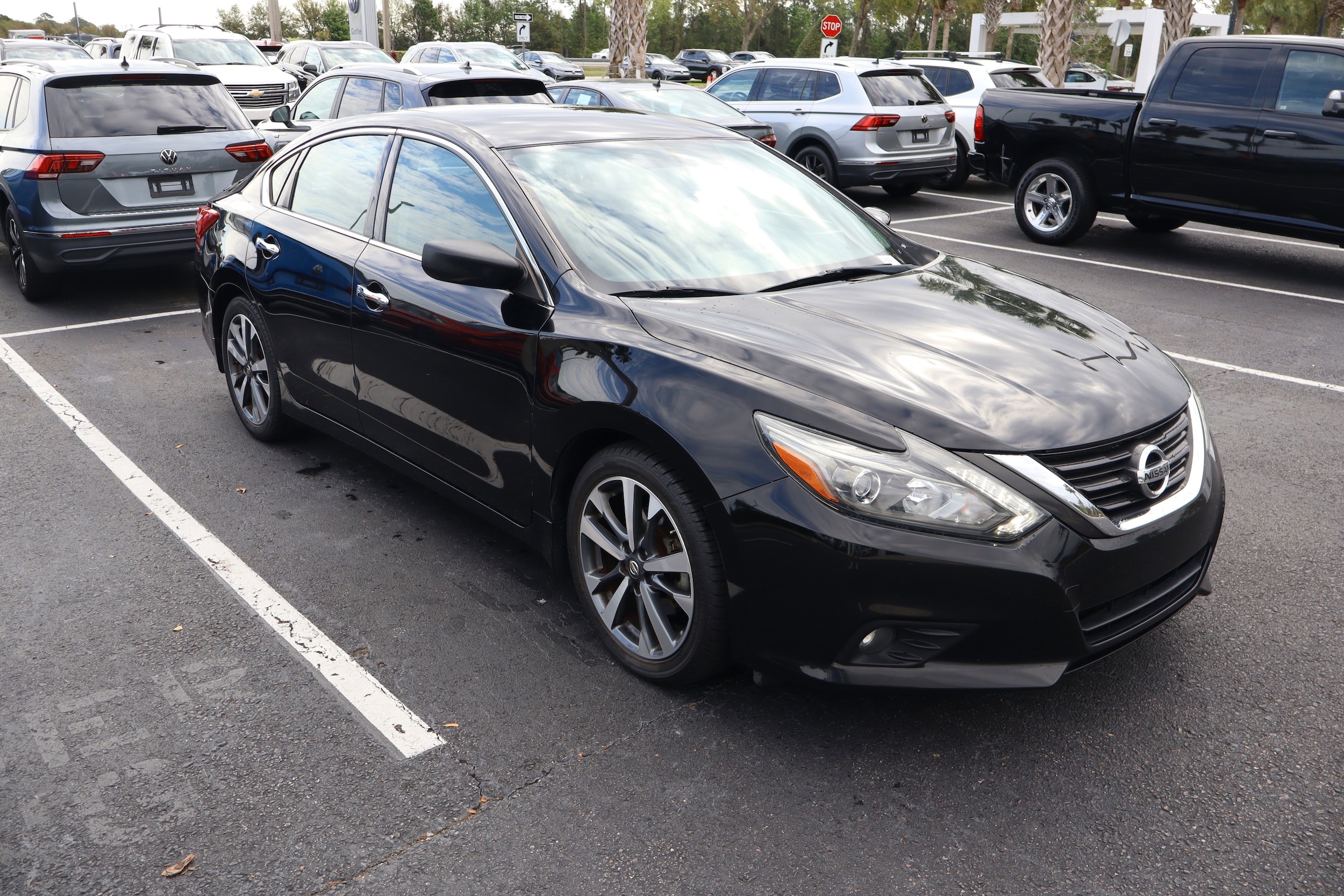 2016 Nissan Altima SR