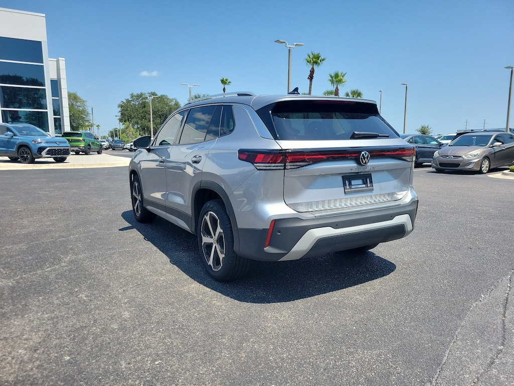 New 2025 Volkswagen Tiguan 2.0T SE SUV