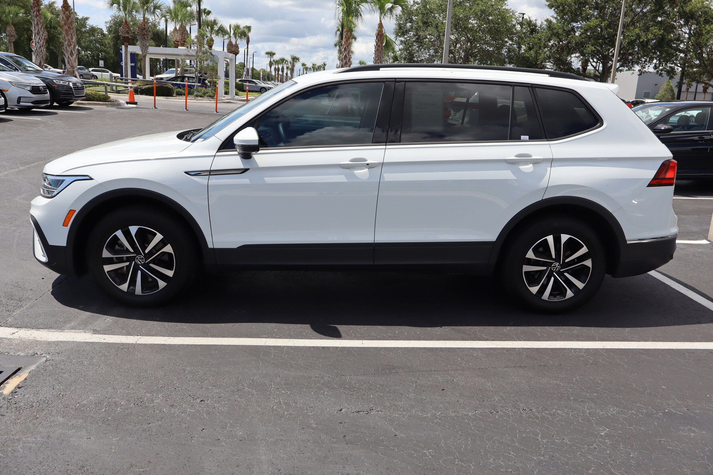 2023 Volkswagen Tiguan S photo 4
