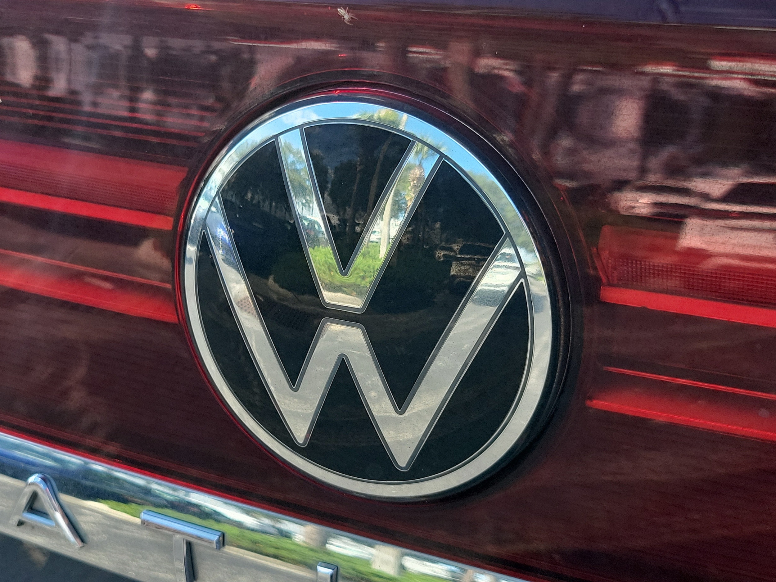 2024 Volkswagen Atlas Cross Sport SE w/Tech - Photo 6